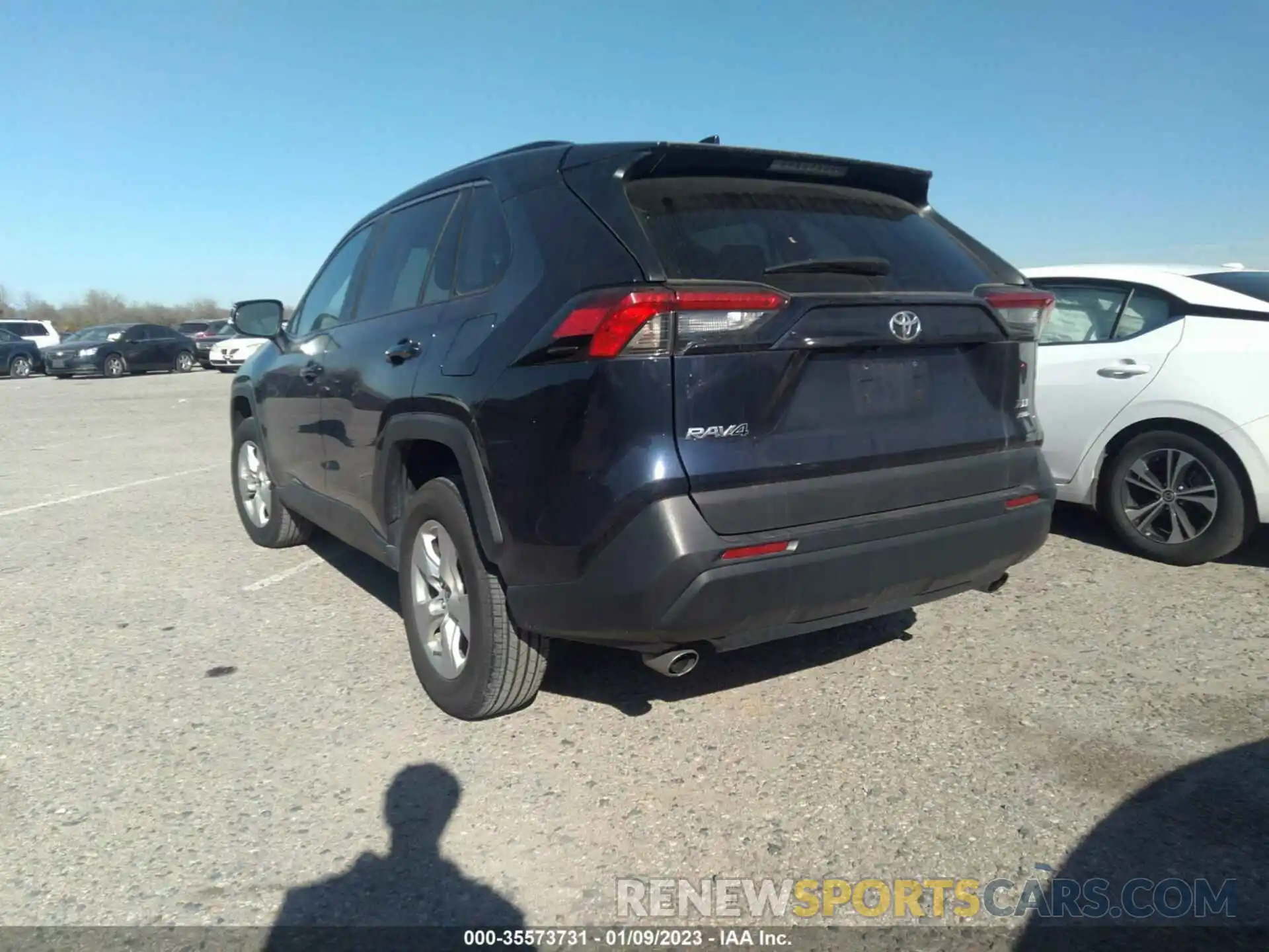 3 Photograph of a damaged car 2T3P1RFV7MW194577 TOYOTA RAV4 2021