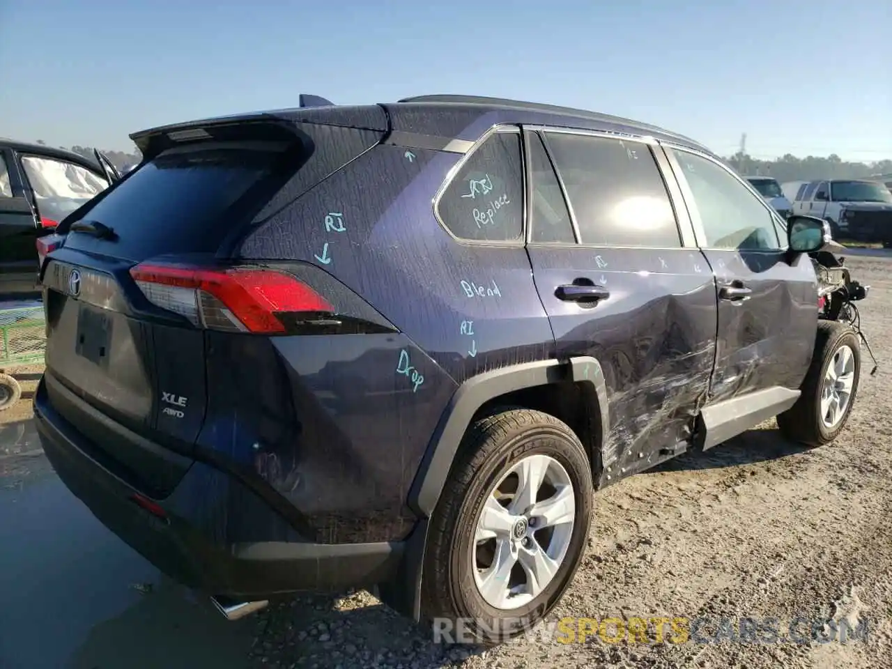 4 Photograph of a damaged car 2T3P1RFV7MW217002 TOYOTA RAV4 2021