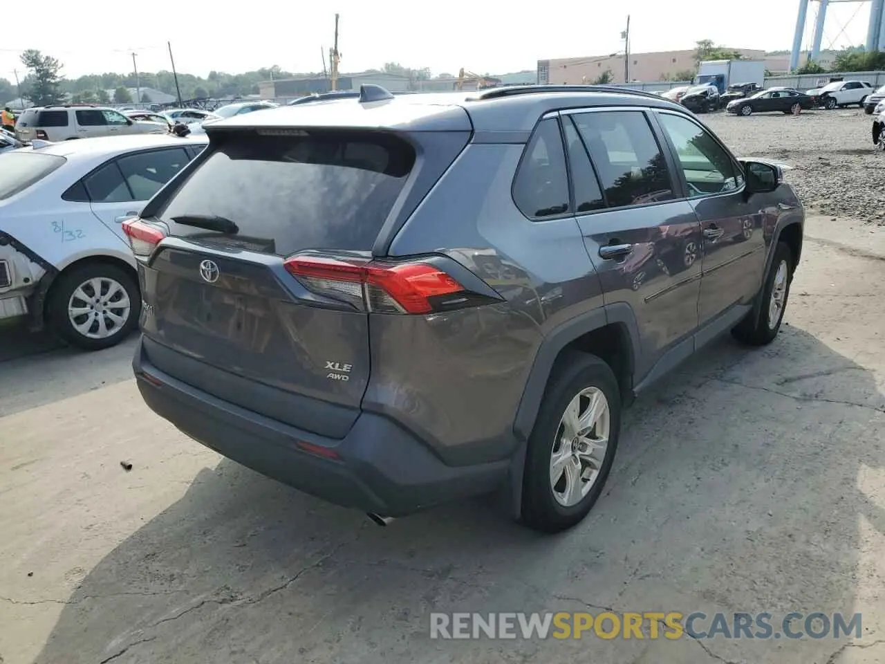 3 Photograph of a damaged car 2T3P1RFV8MC155627 TOYOTA RAV4 2021