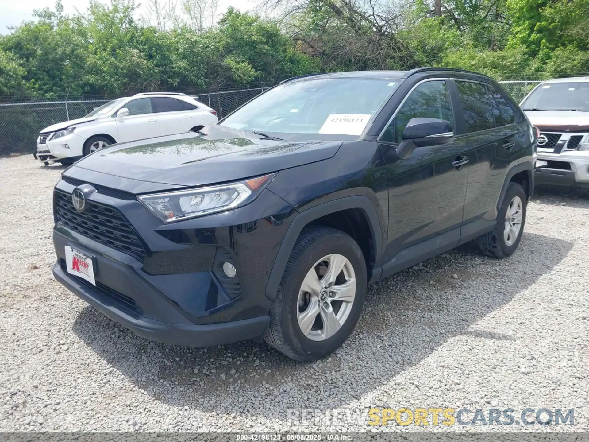 2 Photograph of a damaged car 2T3P1RFV8MC164117 TOYOTA RAV4 2021