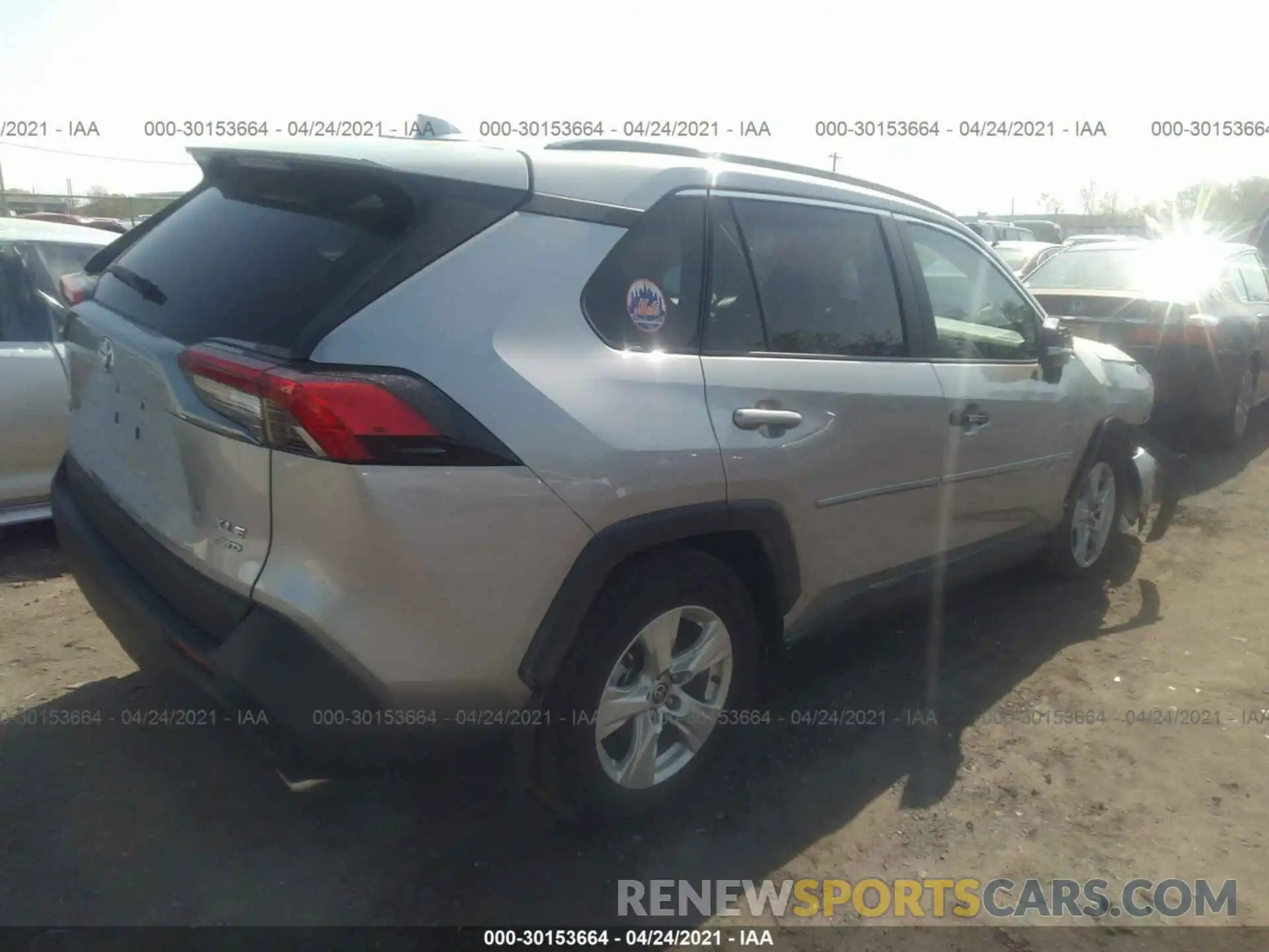 4 Photograph of a damaged car 2T3P1RFV8MC186876 TOYOTA RAV4 2021