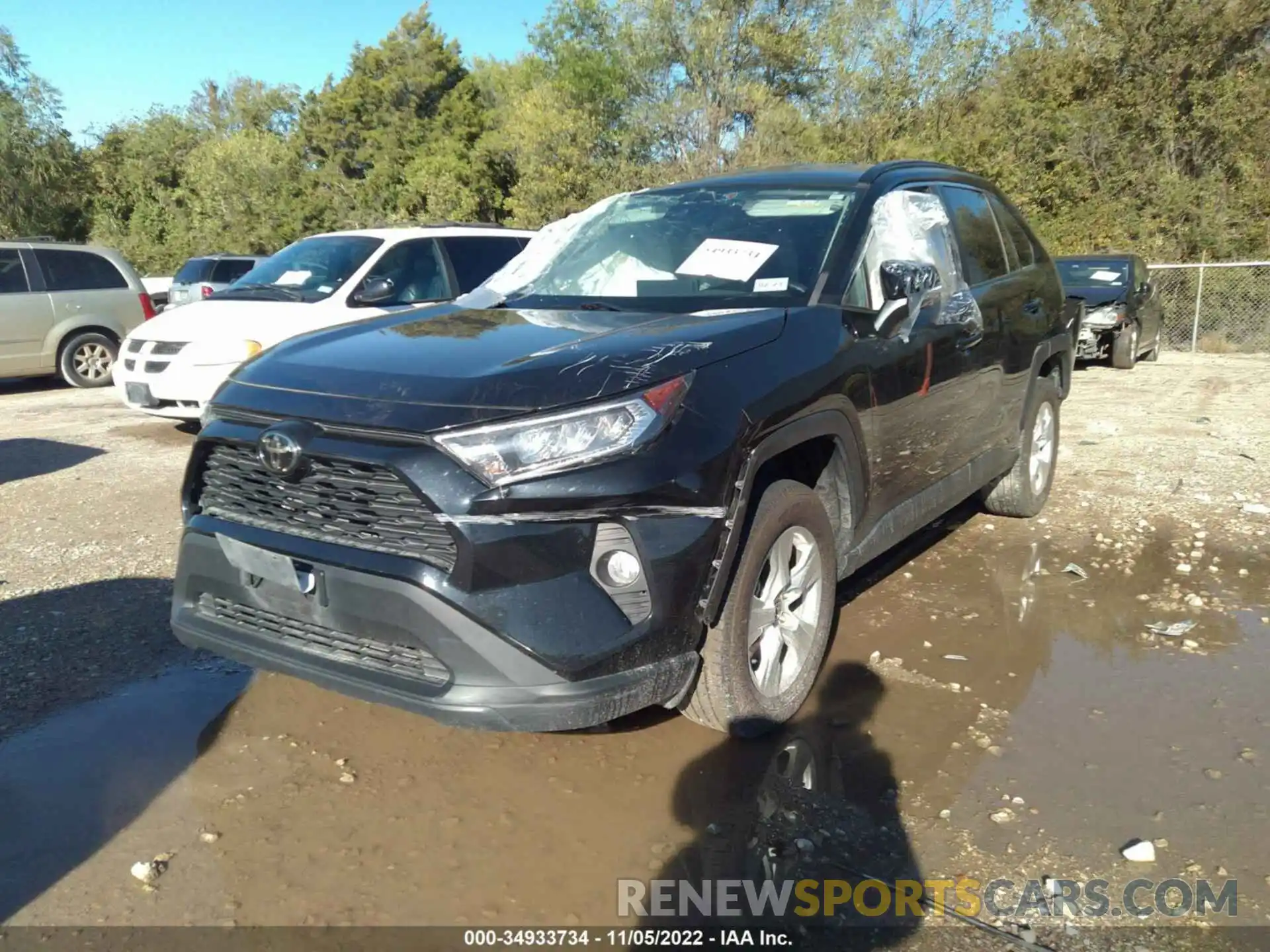 2 Photograph of a damaged car 2T3P1RFV8MC189230 TOYOTA RAV4 2021