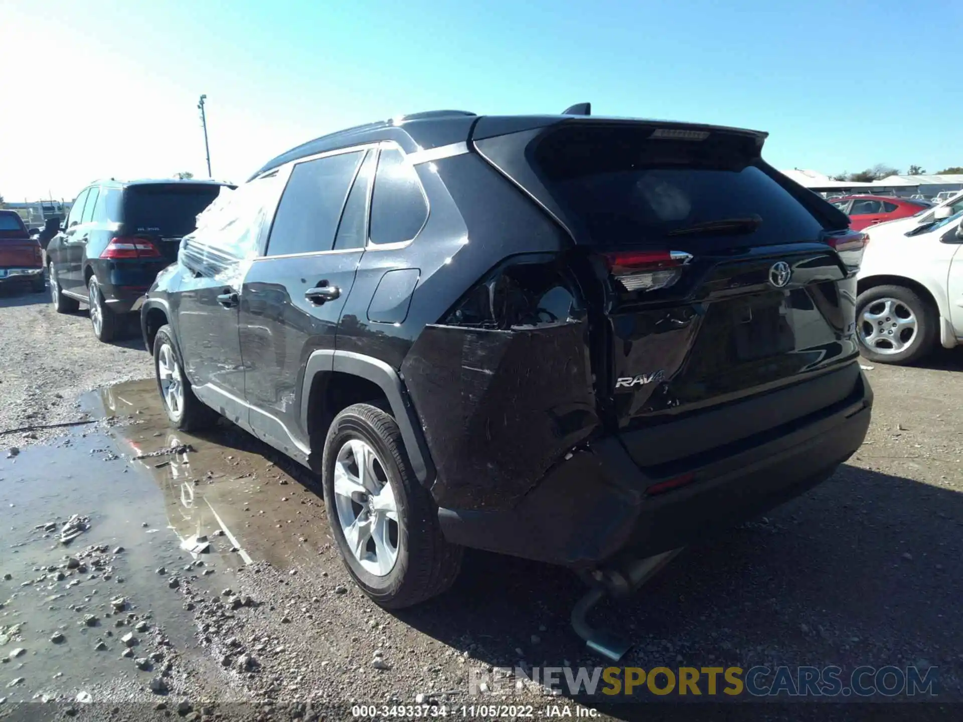 3 Photograph of a damaged car 2T3P1RFV8MC189230 TOYOTA RAV4 2021