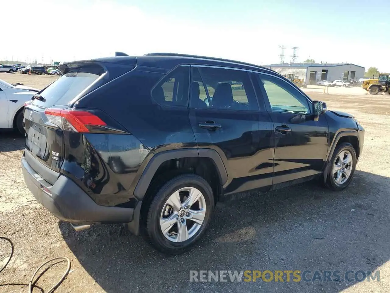 3 Photograph of a damaged car 2T3P1RFV8MC205975 TOYOTA RAV4 2021