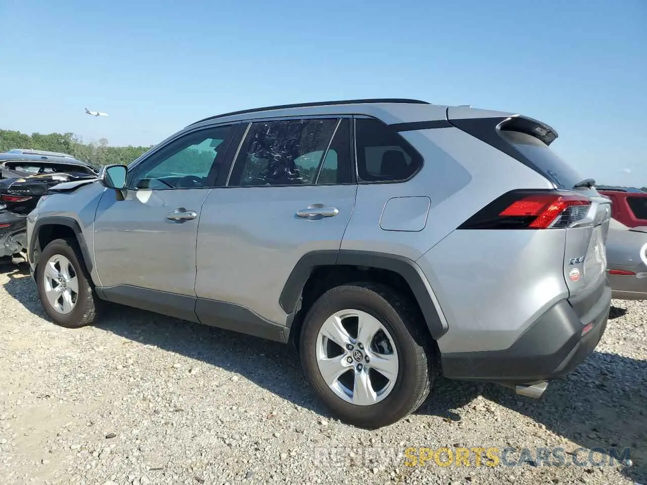 2 Photograph of a damaged car 2T3P1RFV8MC210285 TOYOTA RAV4 2021