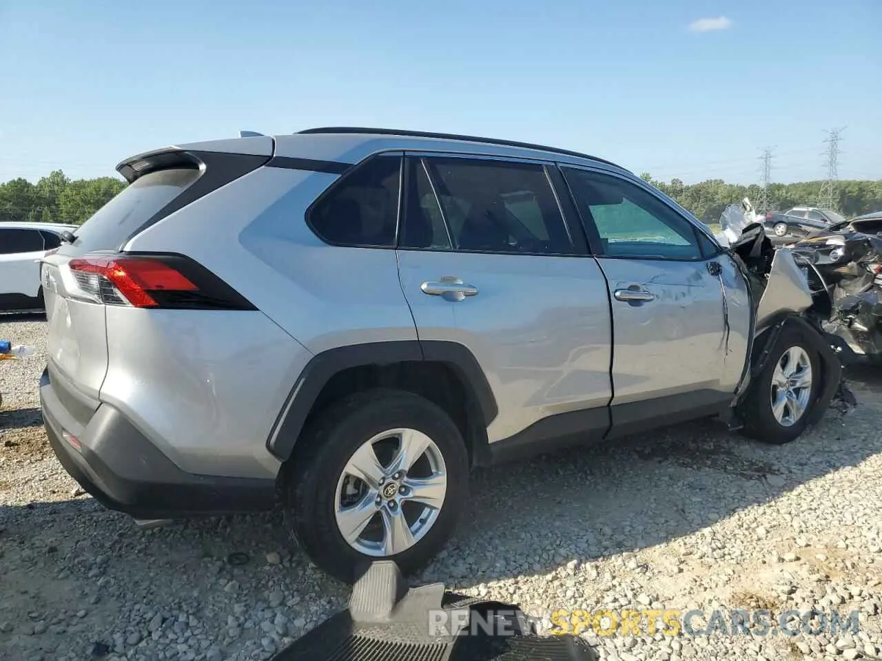 3 Photograph of a damaged car 2T3P1RFV8MC210285 TOYOTA RAV4 2021