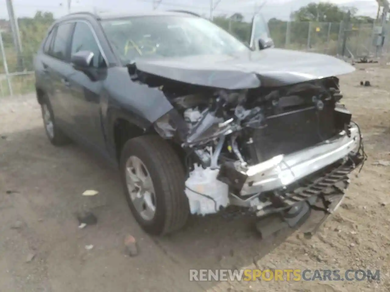 1 Photograph of a damaged car 2T3P1RFV8MC213073 TOYOTA RAV4 2021