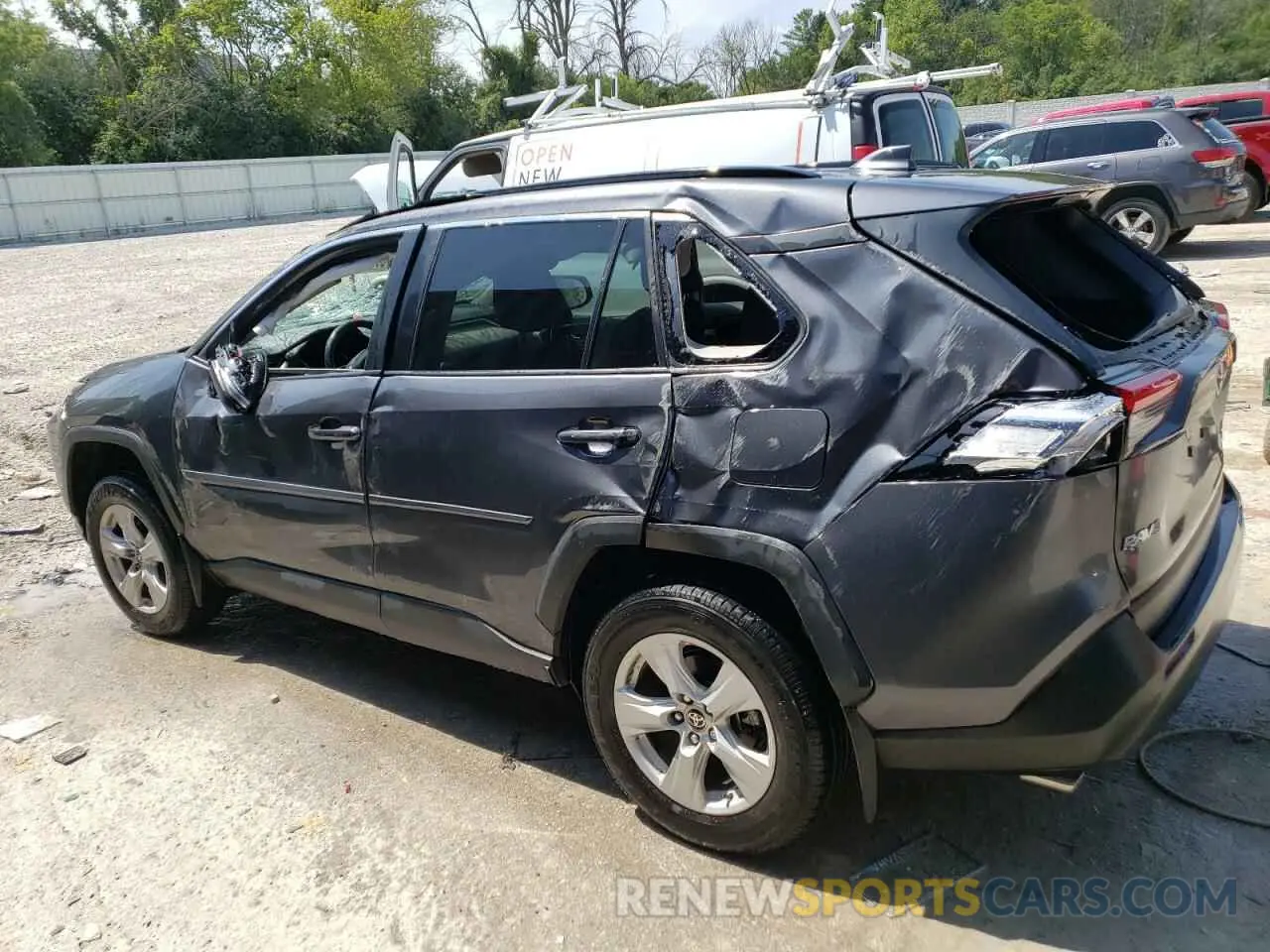 2 Photograph of a damaged car 2T3P1RFV8MC238720 TOYOTA RAV4 2021