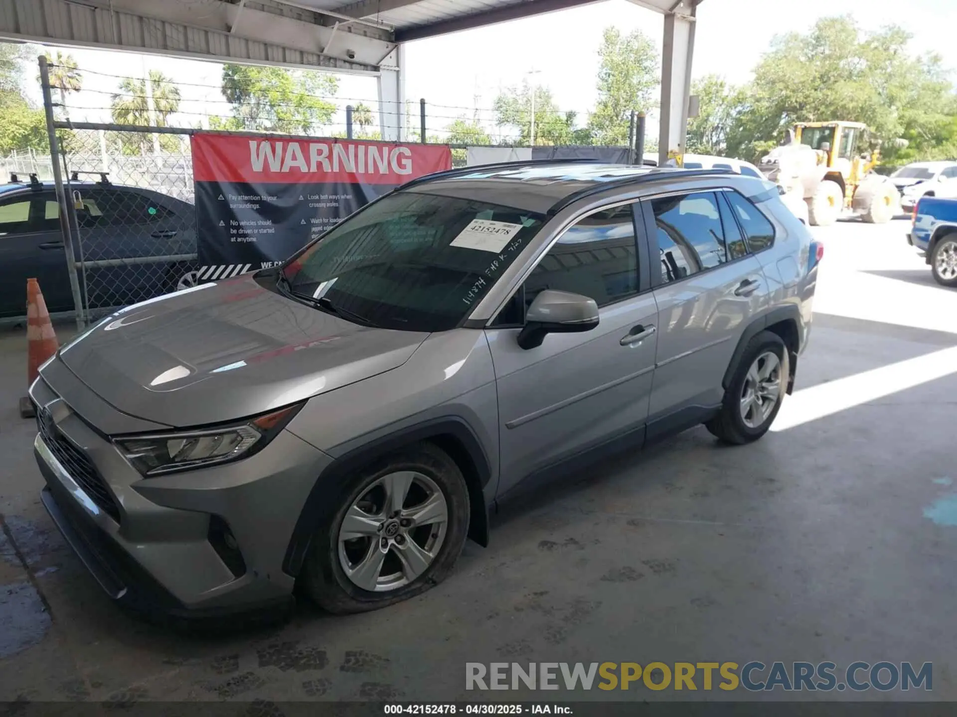14 Photograph of a damaged car 2T3P1RFV8MC242220 TOYOTA RAV4 2021