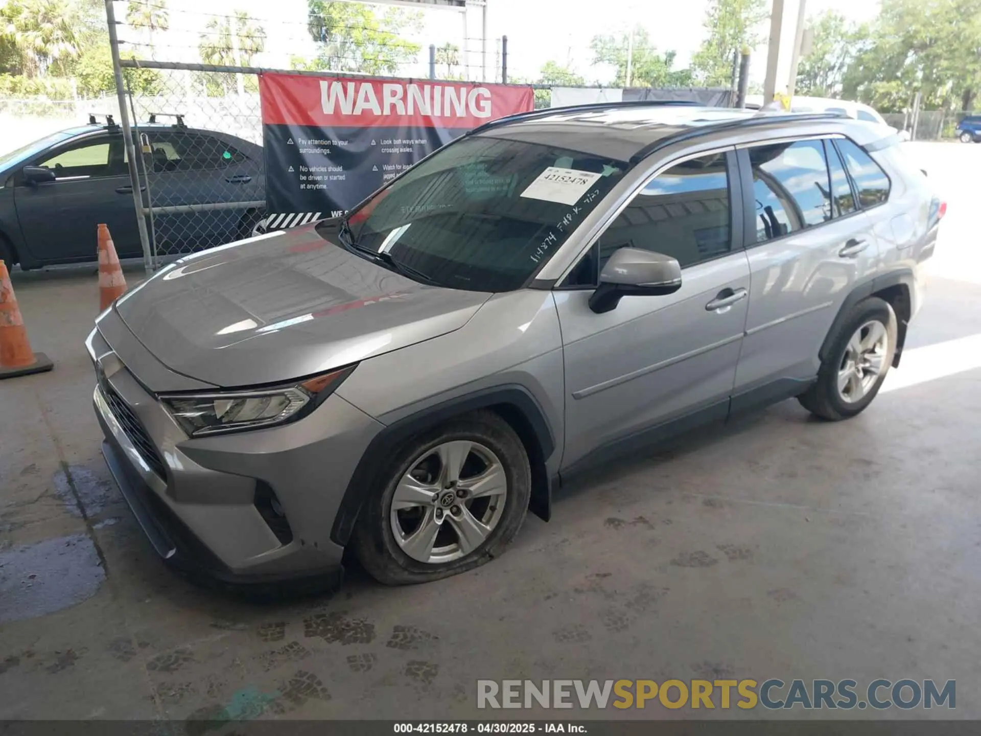 2 Photograph of a damaged car 2T3P1RFV8MC242220 TOYOTA RAV4 2021