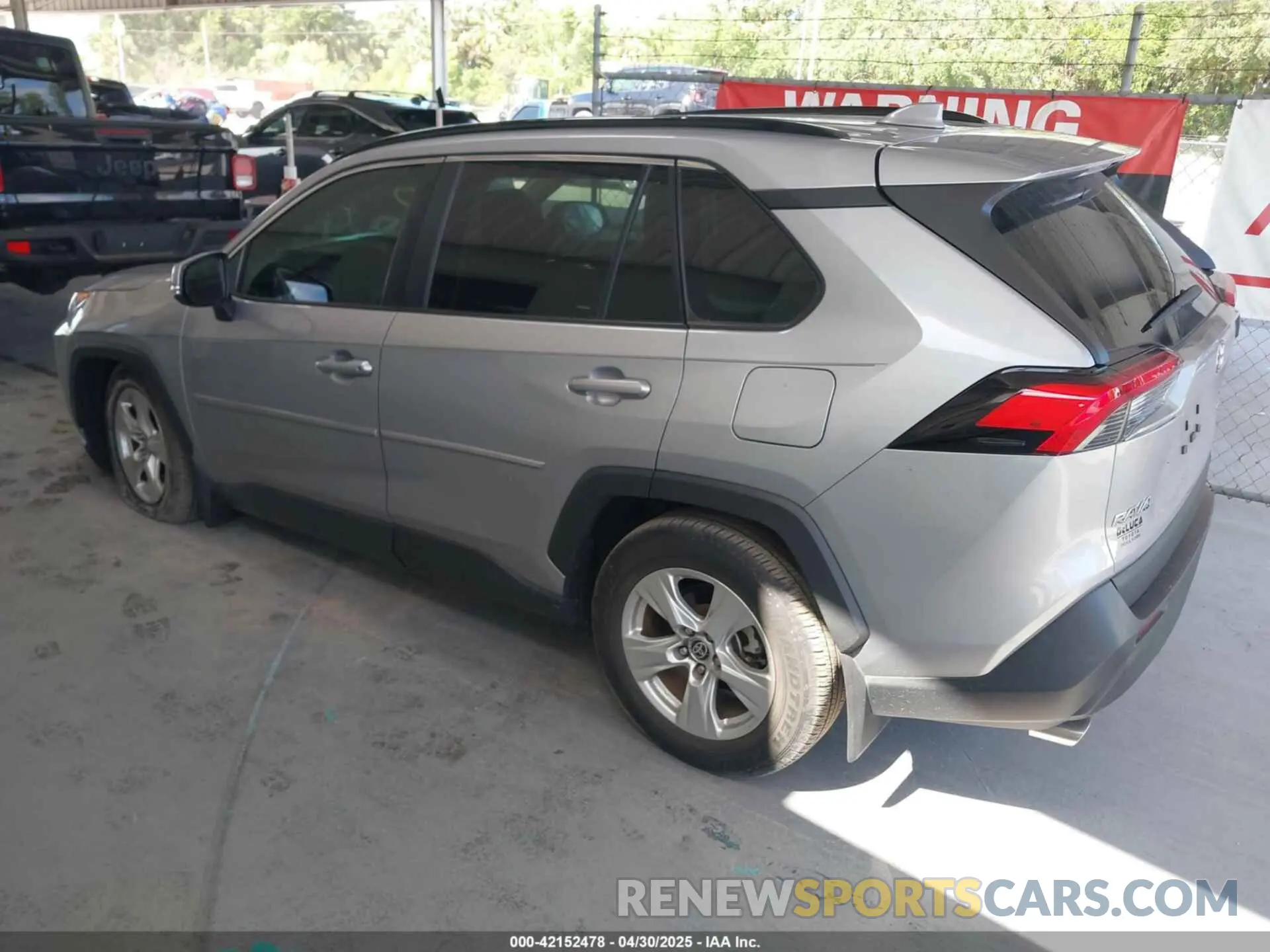 3 Photograph of a damaged car 2T3P1RFV8MC242220 TOYOTA RAV4 2021