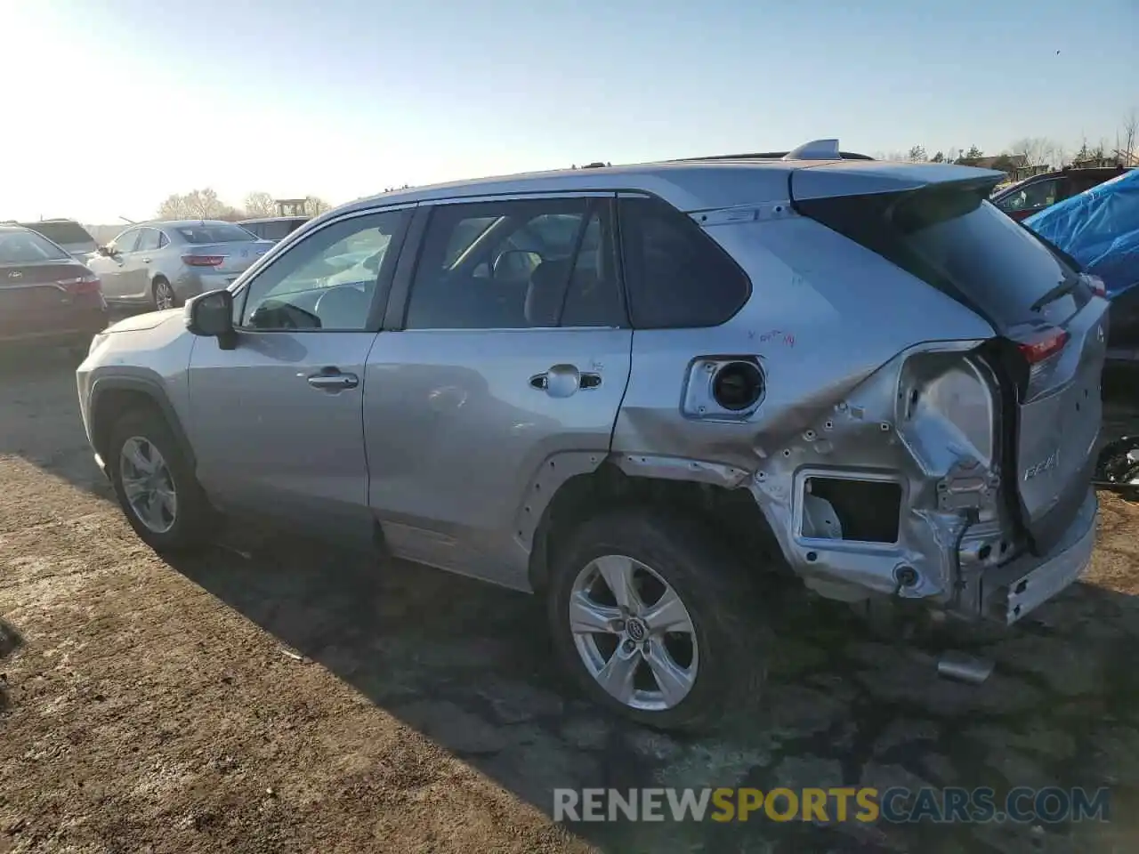 2 Photograph of a damaged car 2T3P1RFV8MW140513 TOYOTA RAV4 2021