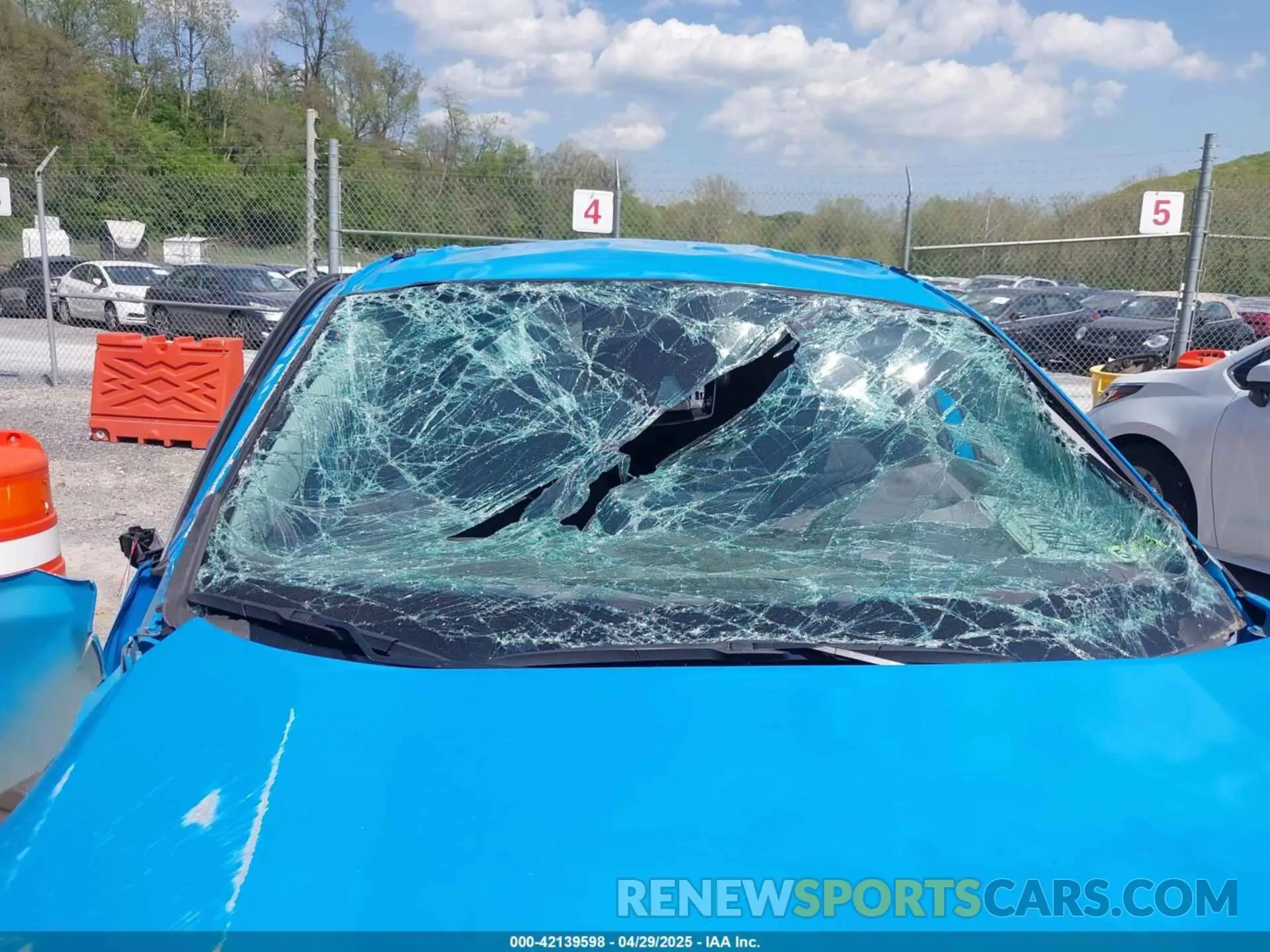 12 Photograph of a damaged car 2T3P1RFV8MW152029 TOYOTA RAV4 2021