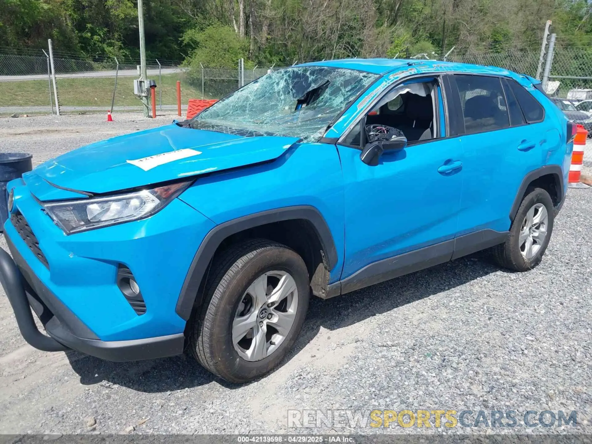2 Photograph of a damaged car 2T3P1RFV8MW152029 TOYOTA RAV4 2021