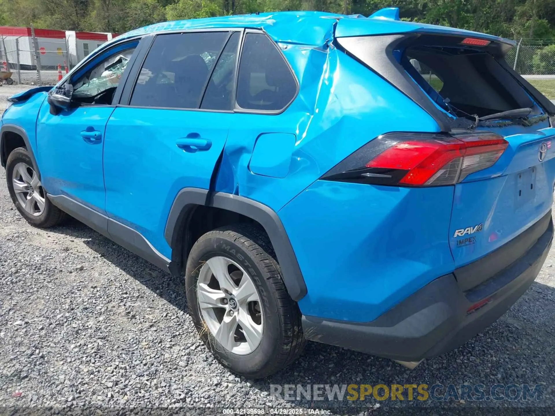 3 Photograph of a damaged car 2T3P1RFV8MW152029 TOYOTA RAV4 2021