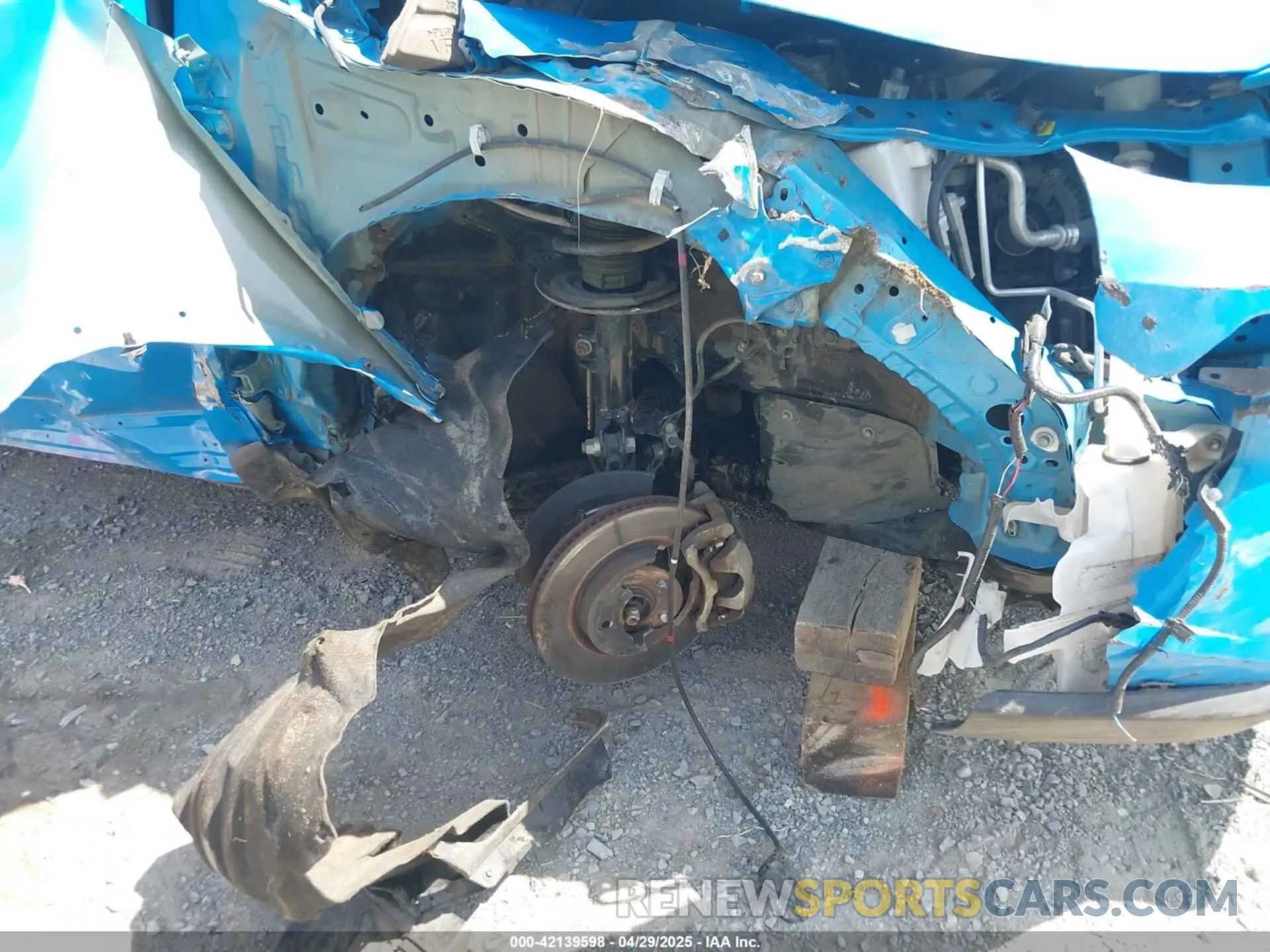 6 Photograph of a damaged car 2T3P1RFV8MW152029 TOYOTA RAV4 2021