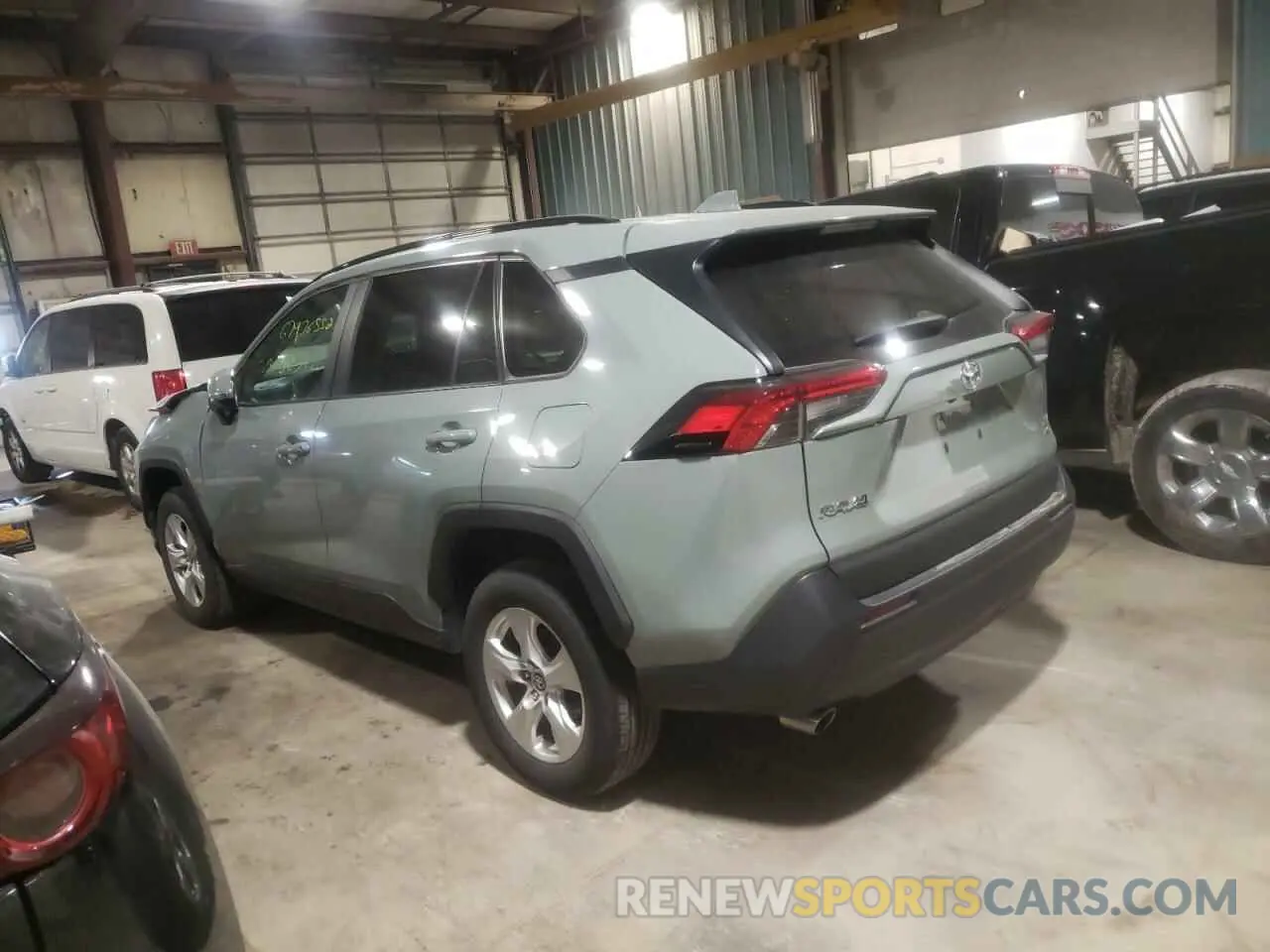 2 Photograph of a damaged car 2T3P1RFV8MW157506 TOYOTA RAV4 2021