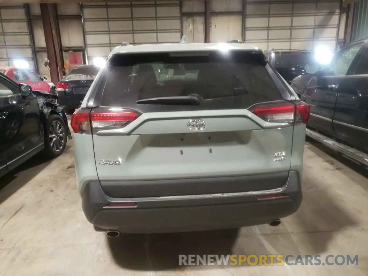 6 Photograph of a damaged car 2T3P1RFV8MW157506 TOYOTA RAV4 2021
