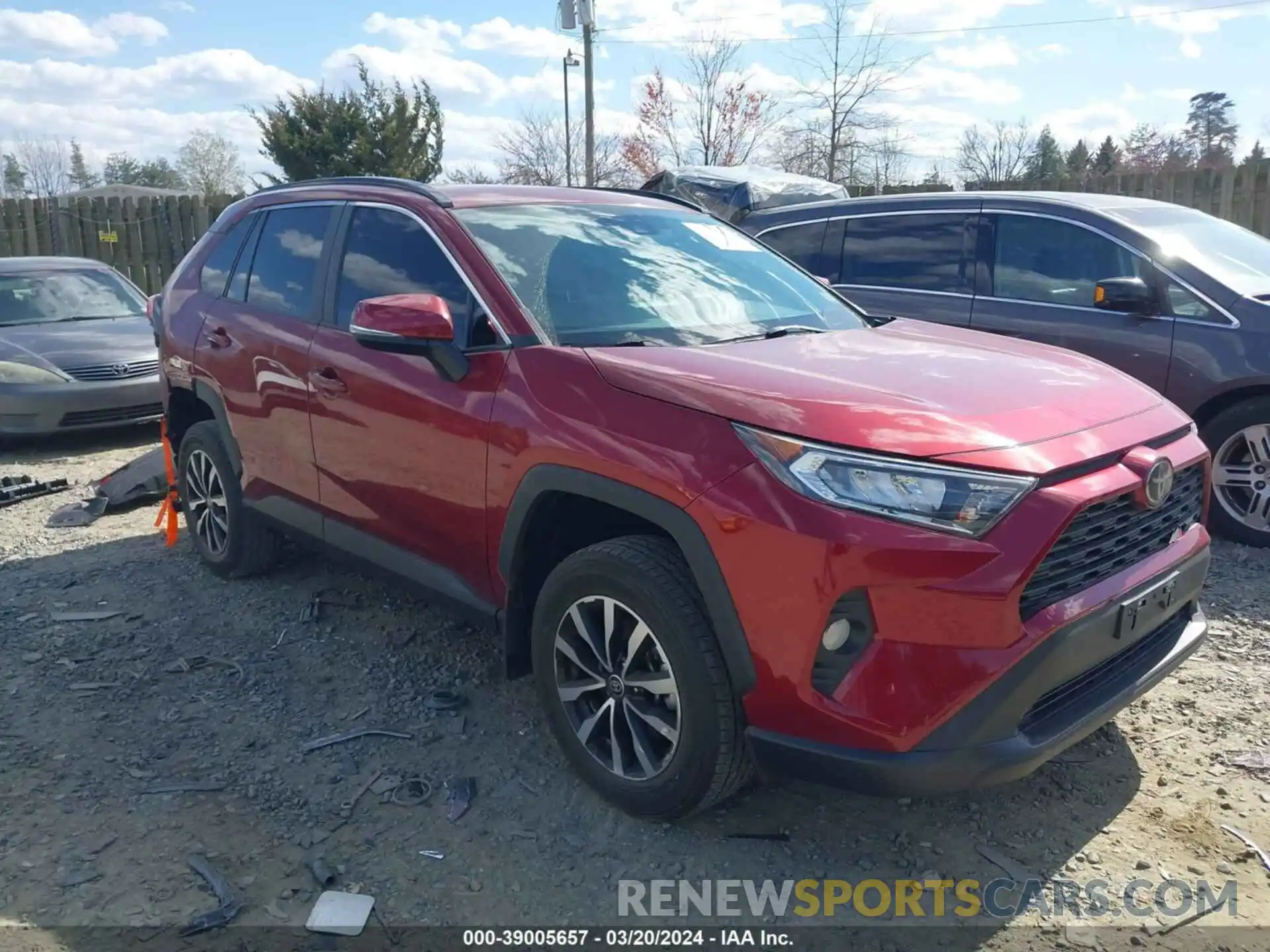 1 Photograph of a damaged car 2T3P1RFV8MW161524 TOYOTA RAV4 2021