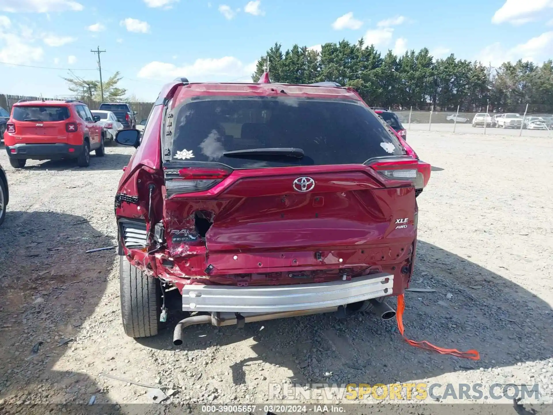 6 Photograph of a damaged car 2T3P1RFV8MW161524 TOYOTA RAV4 2021