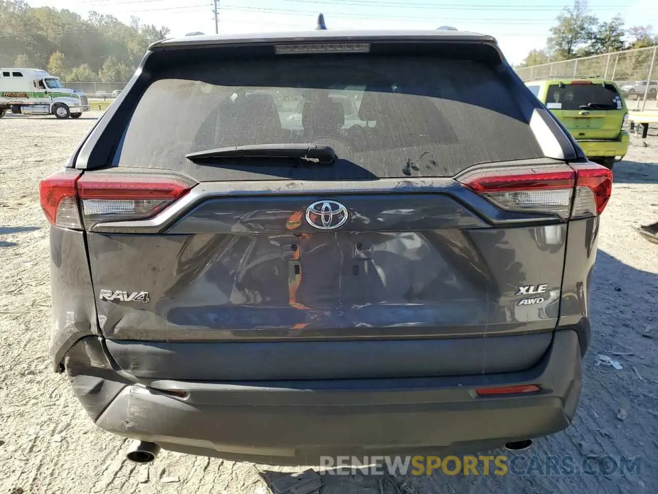 6 Photograph of a damaged car 2T3P1RFV8MW166125 TOYOTA RAV4 2021