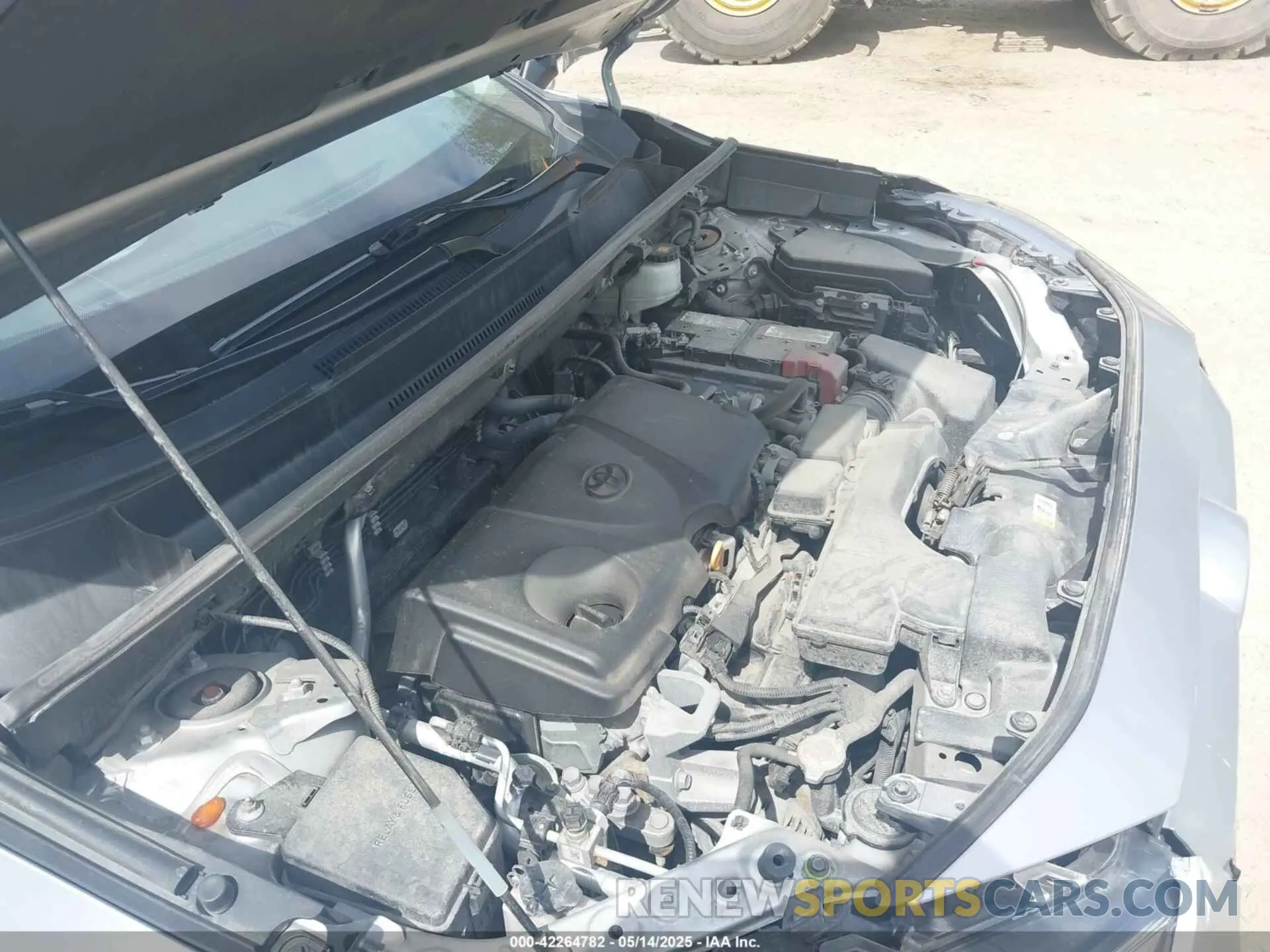10 Photograph of a damaged car 2T3P1RFV8MW169039 TOYOTA RAV4 2021