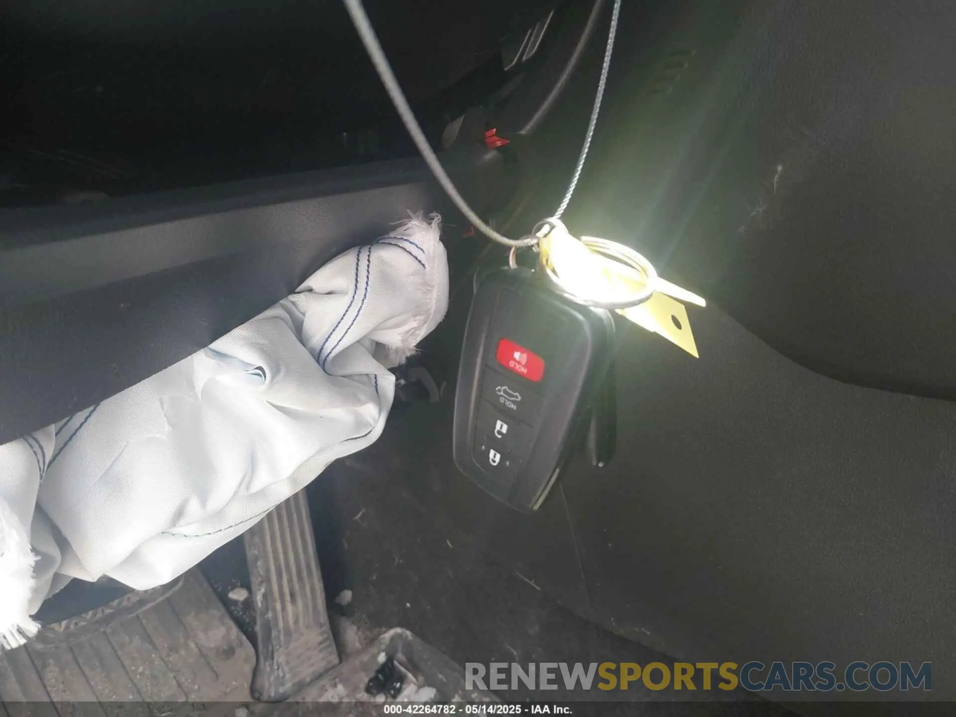 11 Photograph of a damaged car 2T3P1RFV8MW169039 TOYOTA RAV4 2021