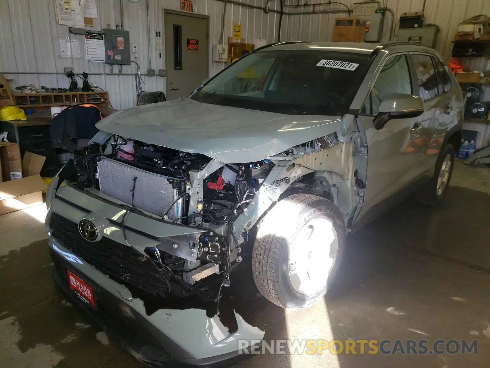 2 Photograph of a damaged car 2T3P1RFV8MW176427 TOYOTA RAV4 2021