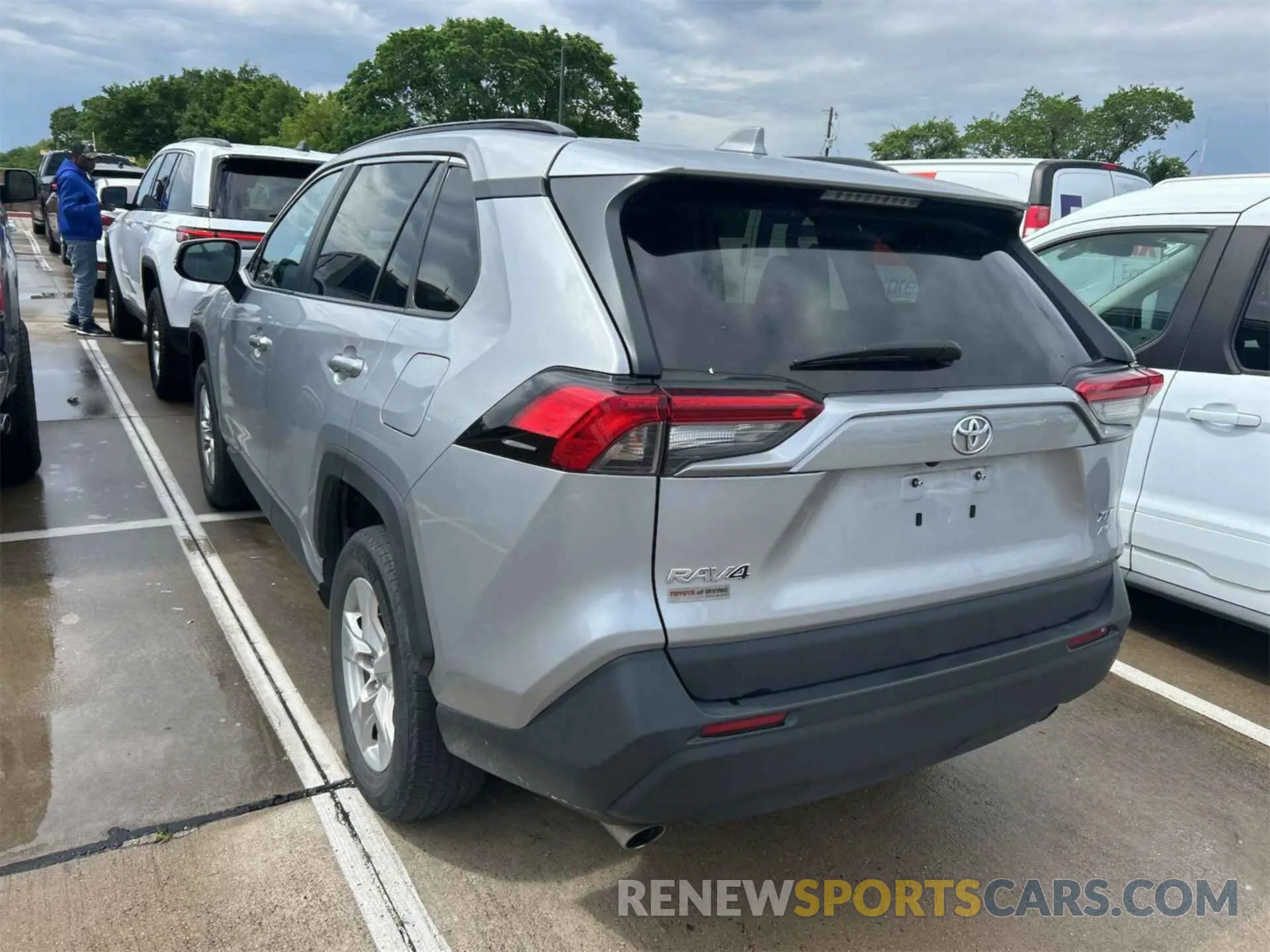 13 Photograph of a damaged car 2T3P1RFV8MW185290 TOYOTA RAV4 2021