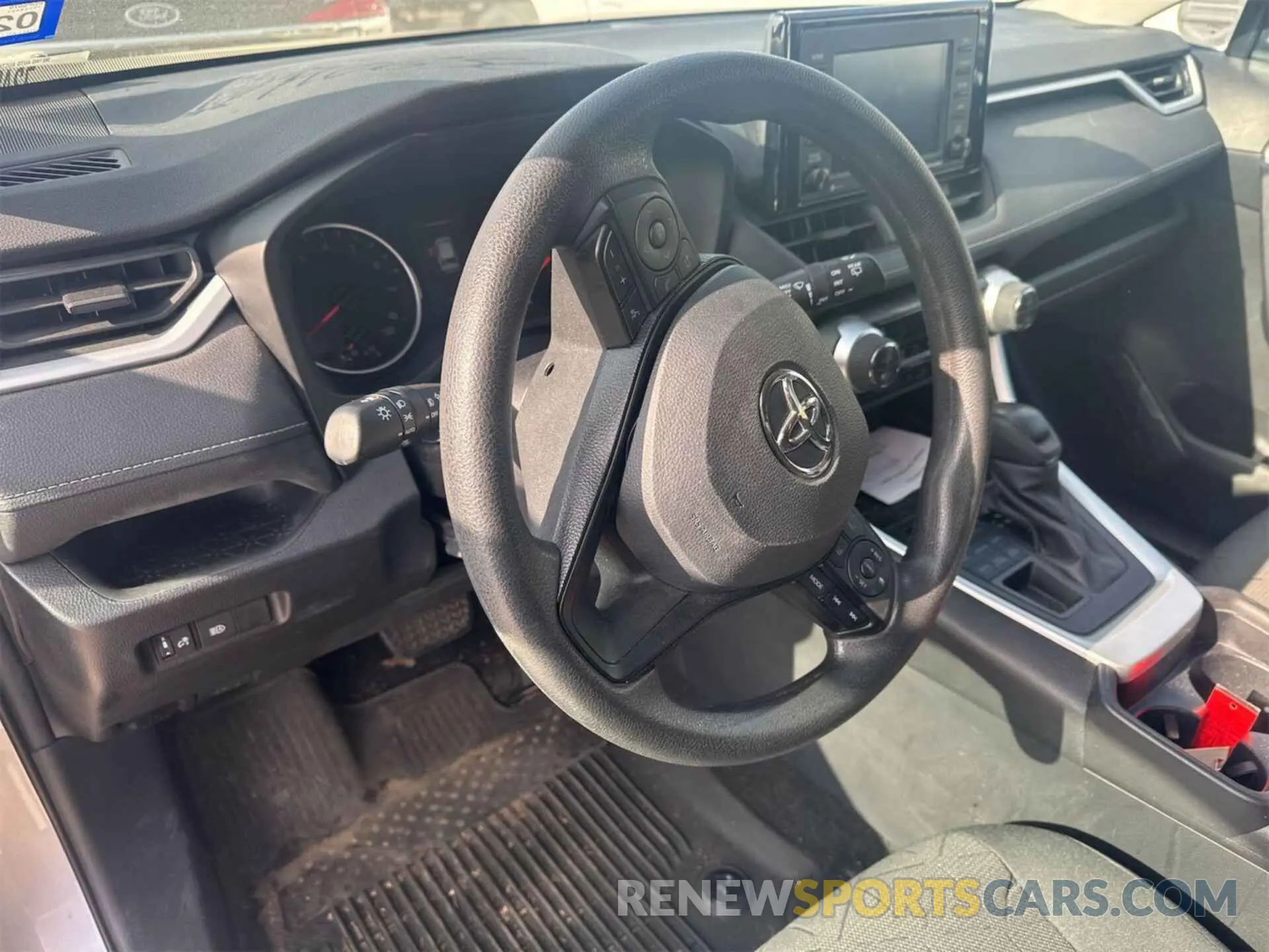 7 Photograph of a damaged car 2T3P1RFV8MW185290 TOYOTA RAV4 2021