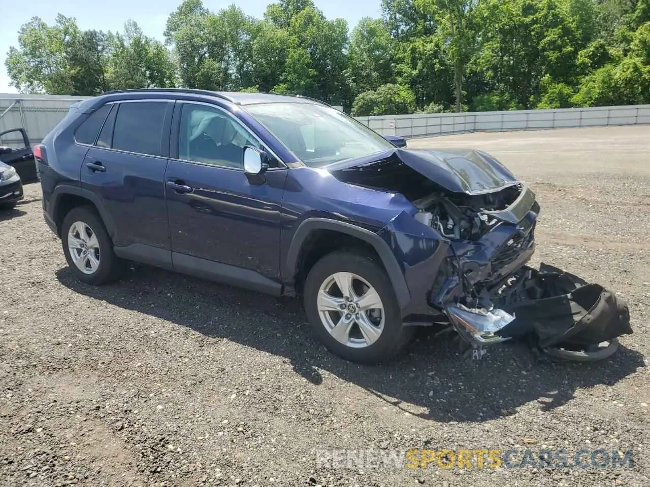4 Photograph of a damaged car 2T3P1RFV8MW191624 TOYOTA RAV4 2021