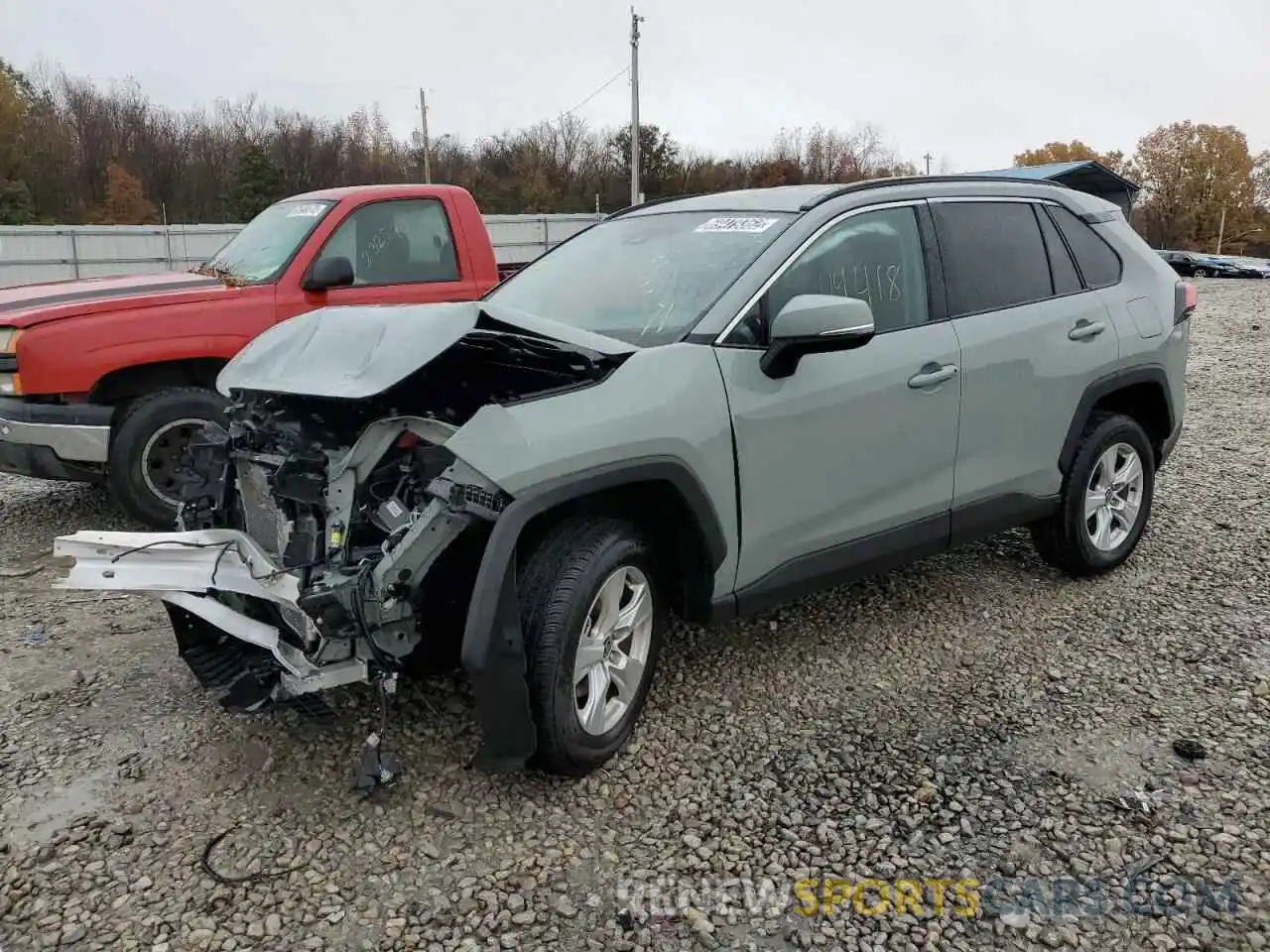 1 Photograph of a damaged car 2T3P1RFV8MW202251 TOYOTA RAV4 2021