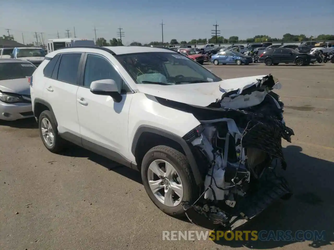 1 Photograph of a damaged car 2T3P1RFV8MW204193 TOYOTA RAV4 2021