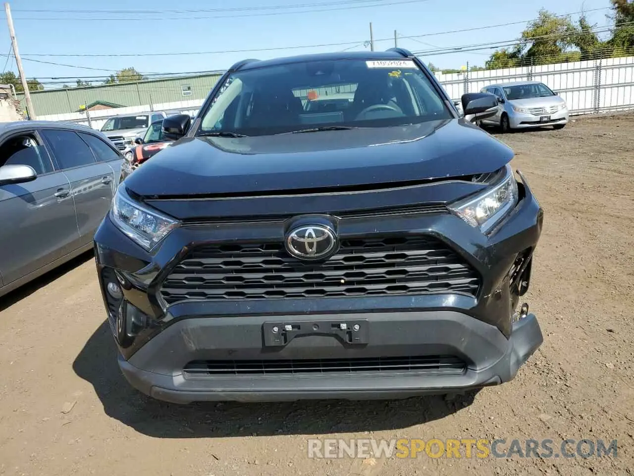 5 Photograph of a damaged car 2T3P1RFV8MW217865 TOYOTA RAV4 2021