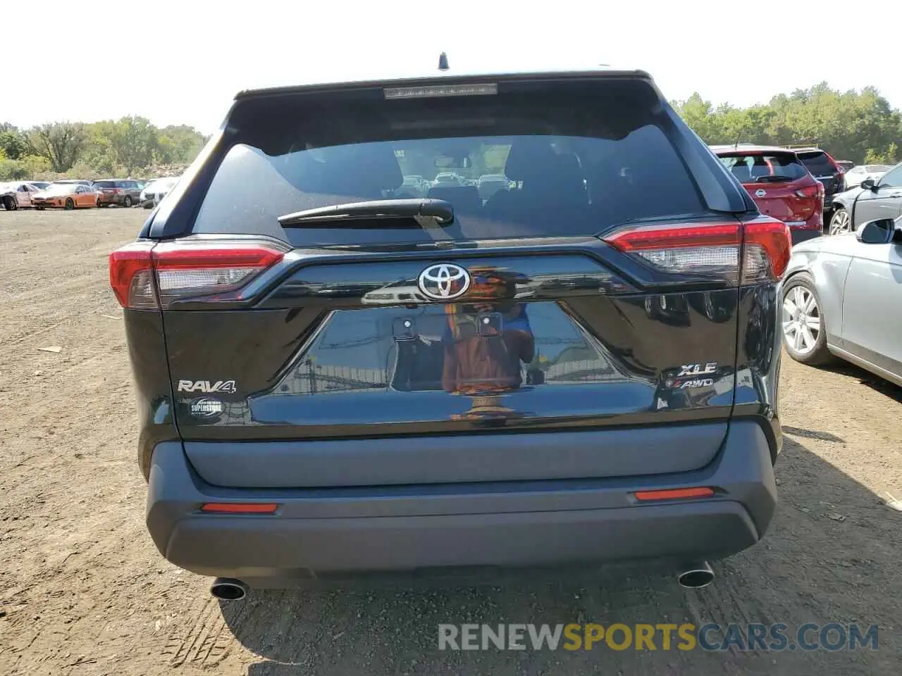 6 Photograph of a damaged car 2T3P1RFV8MW217865 TOYOTA RAV4 2021