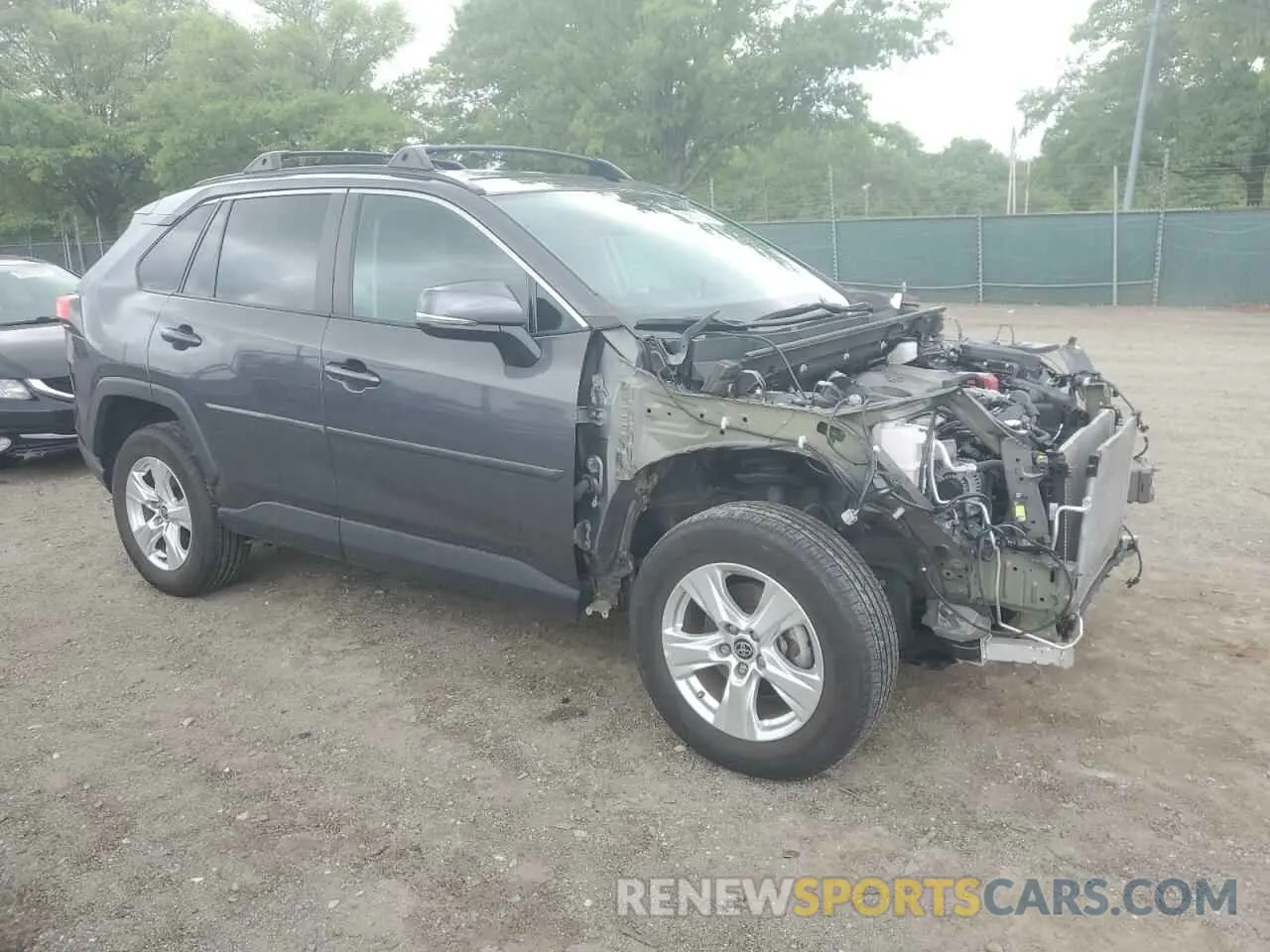 4 Photograph of a damaged car 2T3P1RFV8MW232835 TOYOTA RAV4 2021