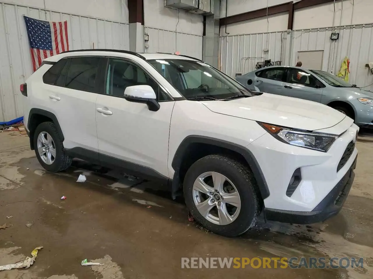 4 Photograph of a damaged car 2T3P1RFV9MC151960 TOYOTA RAV4 2021