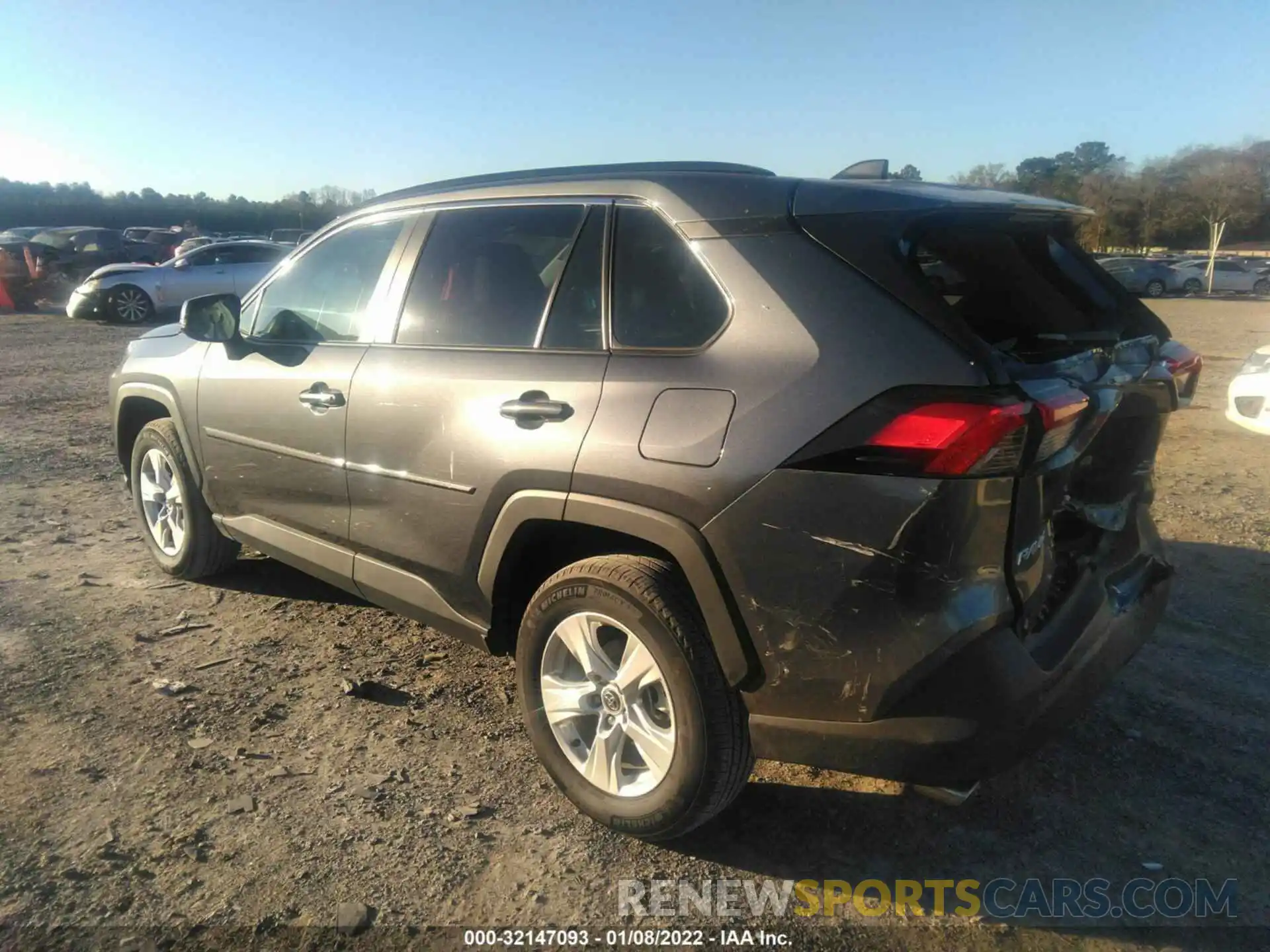 3 Photograph of a damaged car 2T3P1RFV9MC157032 TOYOTA RAV4 2021