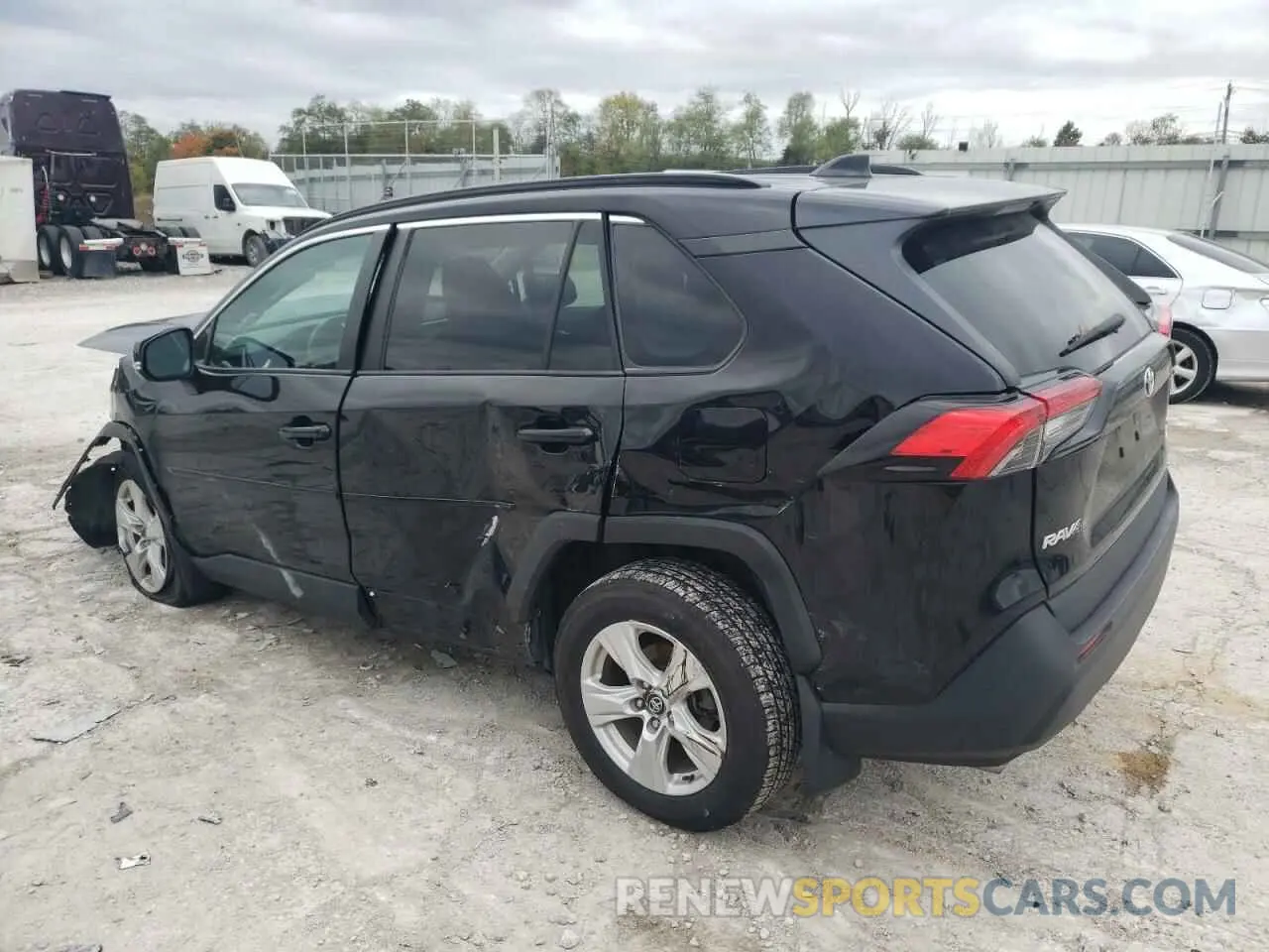 2 Photograph of a damaged car 2T3P1RFV9MC169942 TOYOTA RAV4 2021