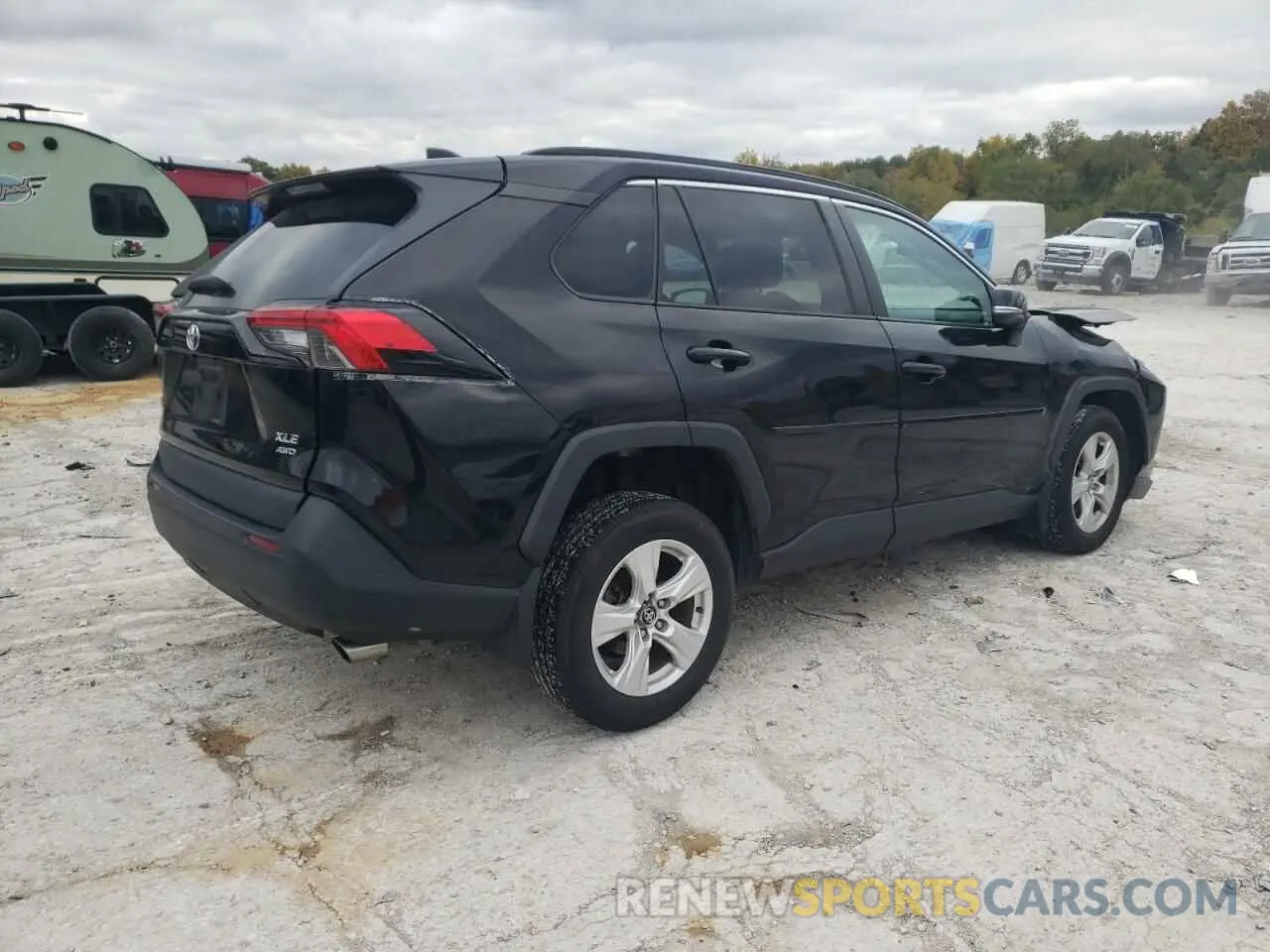 3 Photograph of a damaged car 2T3P1RFV9MC169942 TOYOTA RAV4 2021