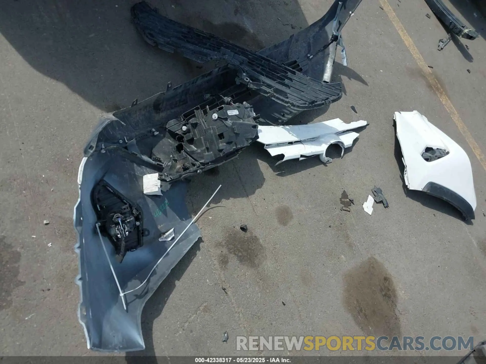 12 Photograph of a damaged car 2T3P1RFV9MC214605 TOYOTA RAV4 2021