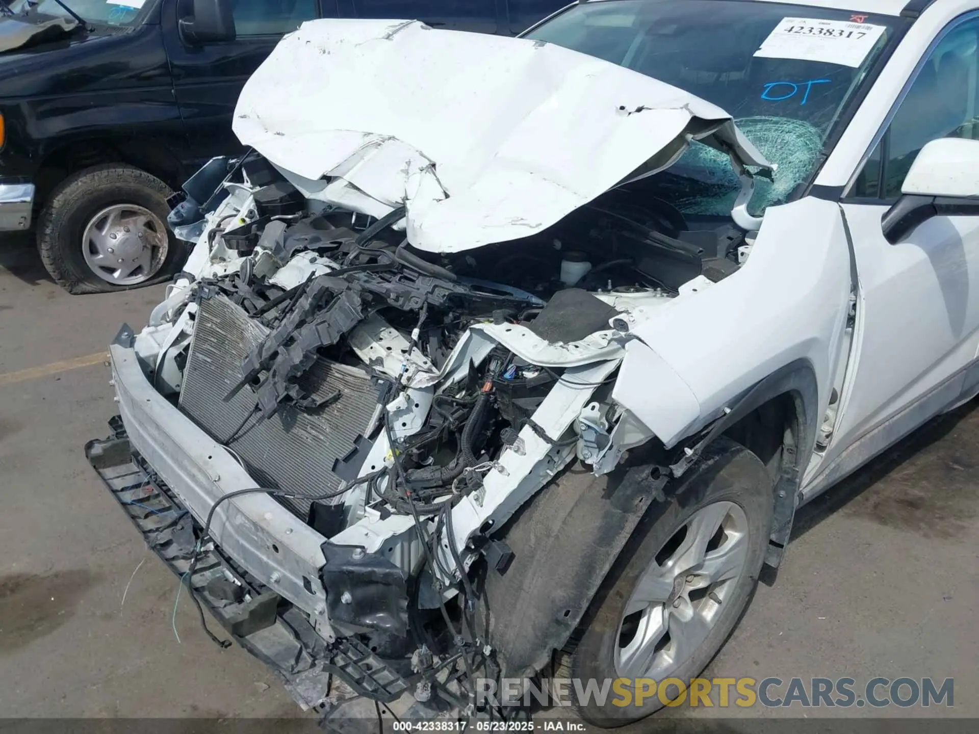 6 Photograph of a damaged car 2T3P1RFV9MC214605 TOYOTA RAV4 2021