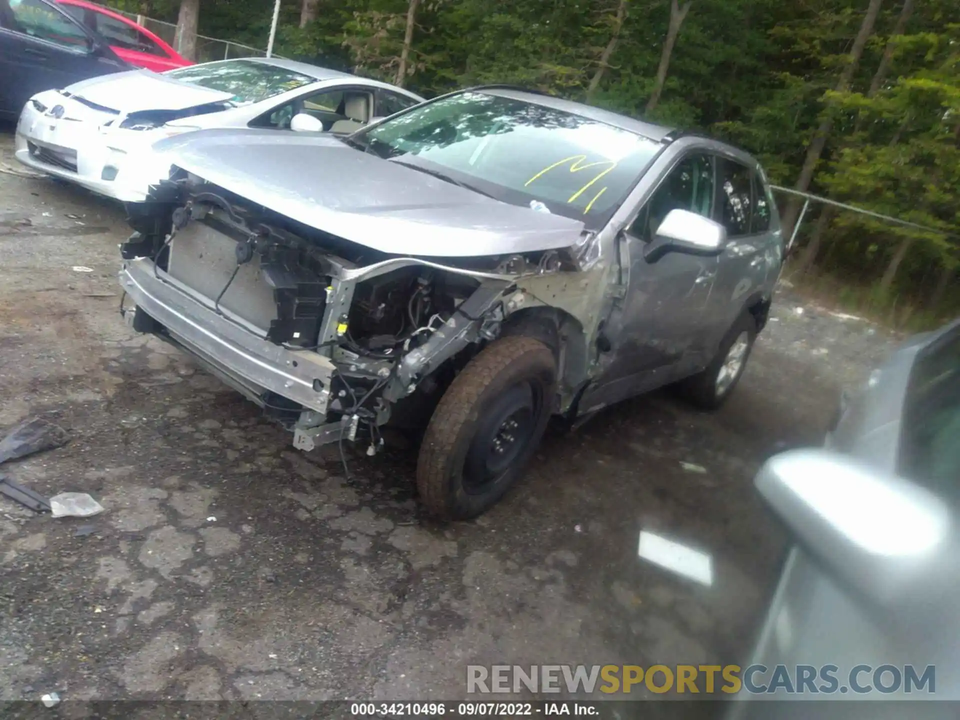 2 Photograph of a damaged car 2T3P1RFV9MC215074 TOYOTA RAV4 2021