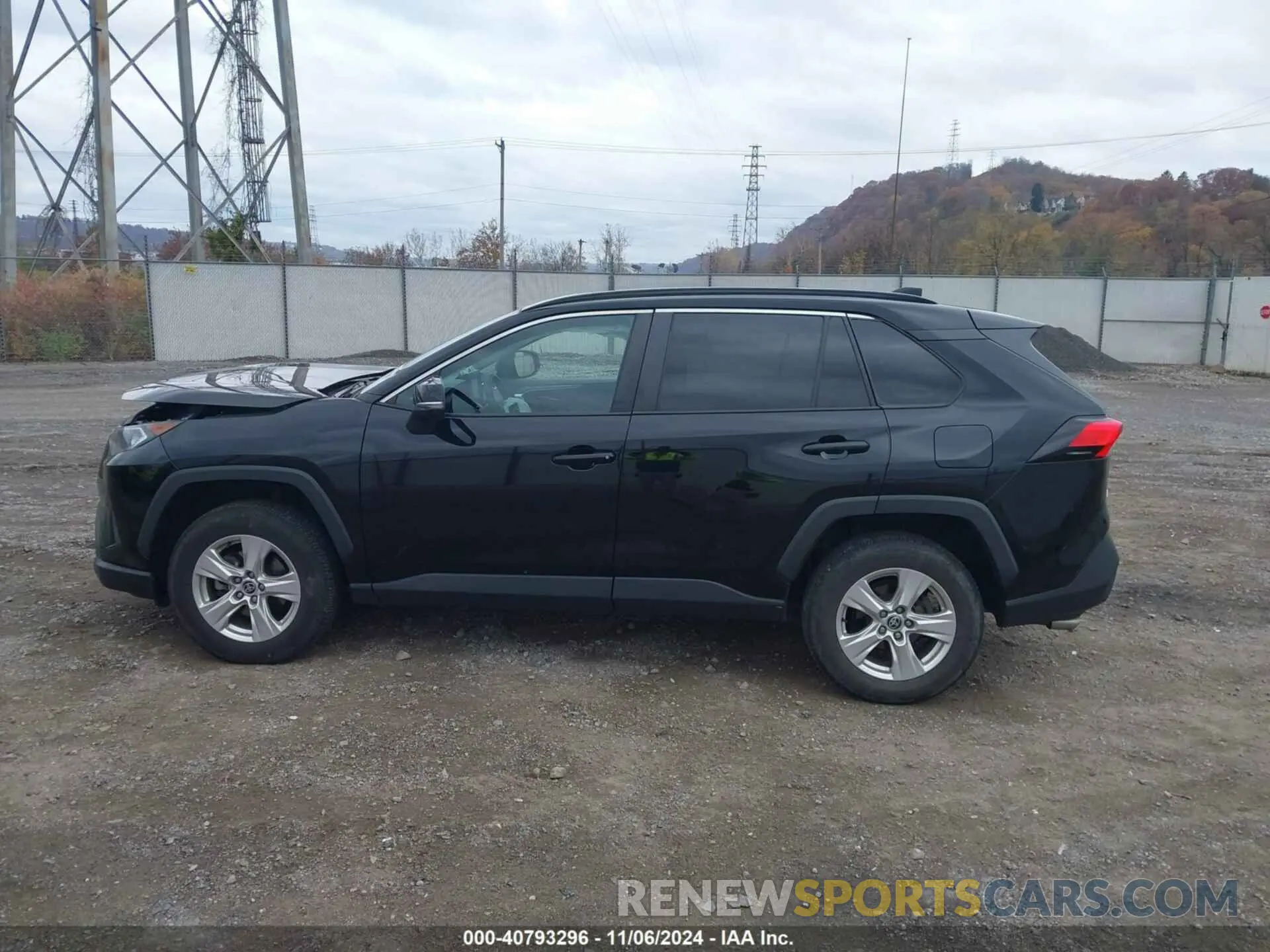 15 Photograph of a damaged car 2T3P1RFV9MC242470 TOYOTA RAV4 2021