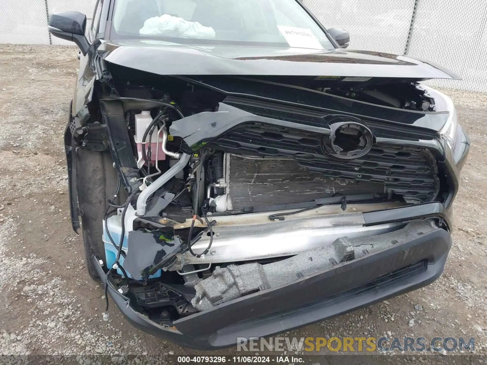 6 Photograph of a damaged car 2T3P1RFV9MC242470 TOYOTA RAV4 2021