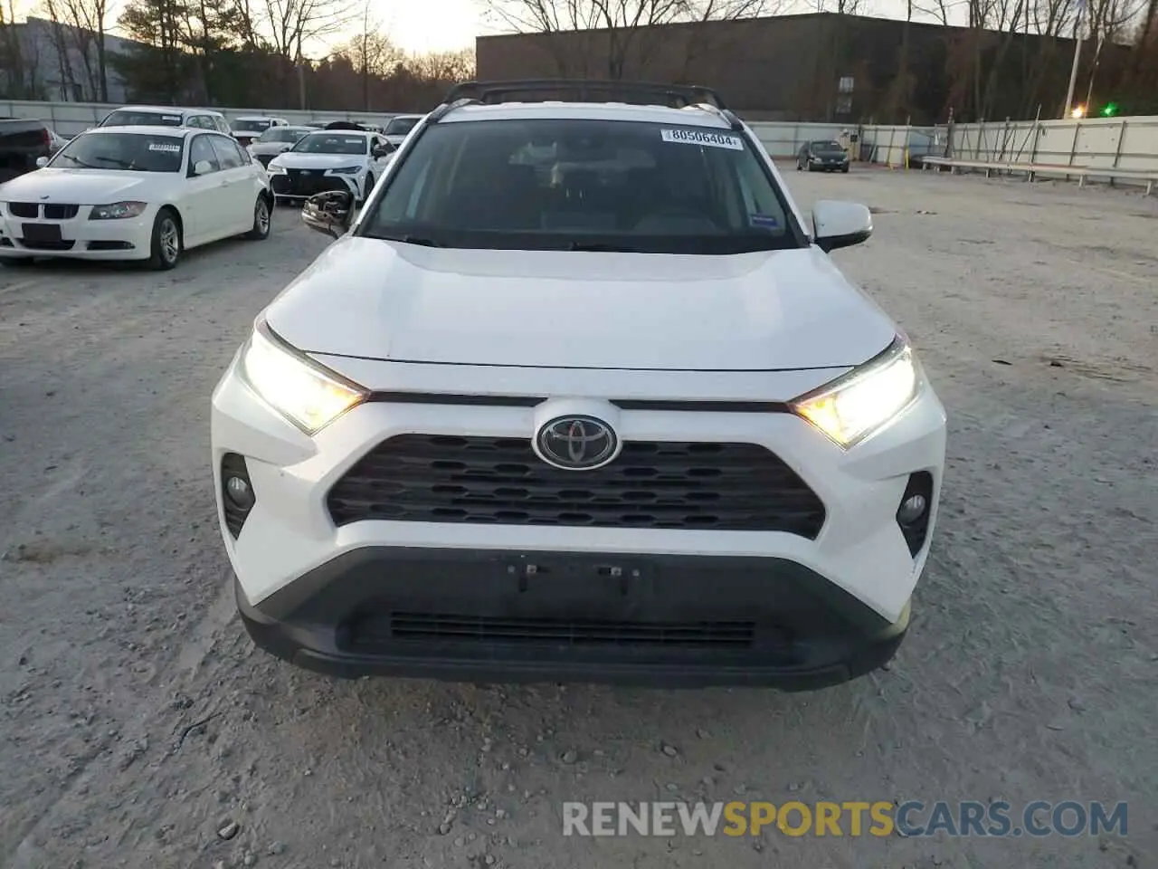 5 Photograph of a damaged car 2T3P1RFV9MW140357 TOYOTA RAV4 2021