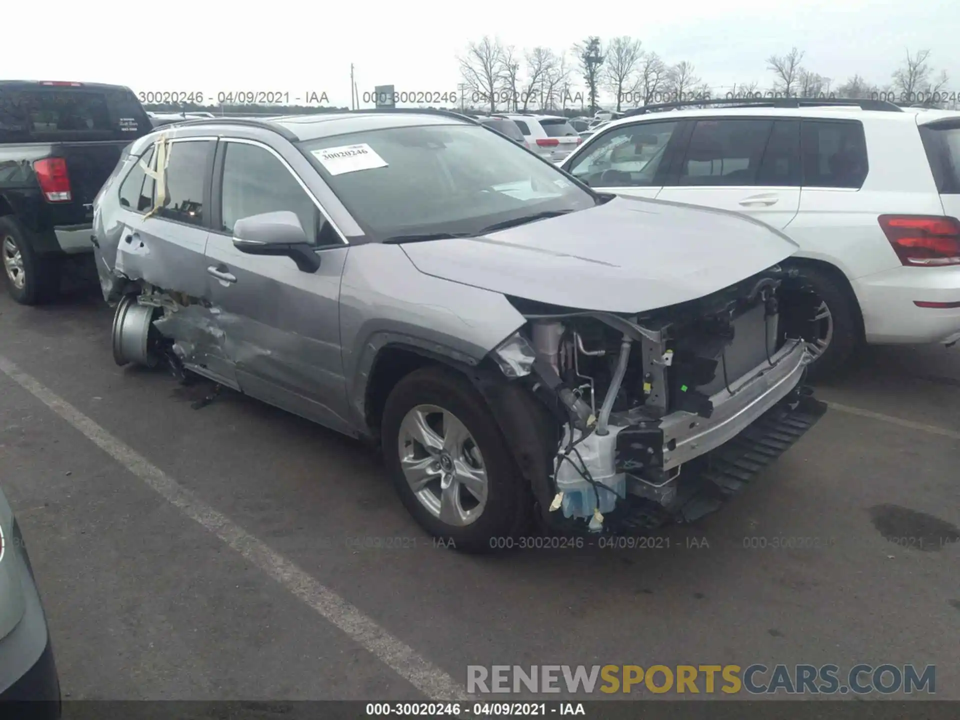 1 Photograph of a damaged car 2T3P1RFV9MW148815 TOYOTA RAV4 2021