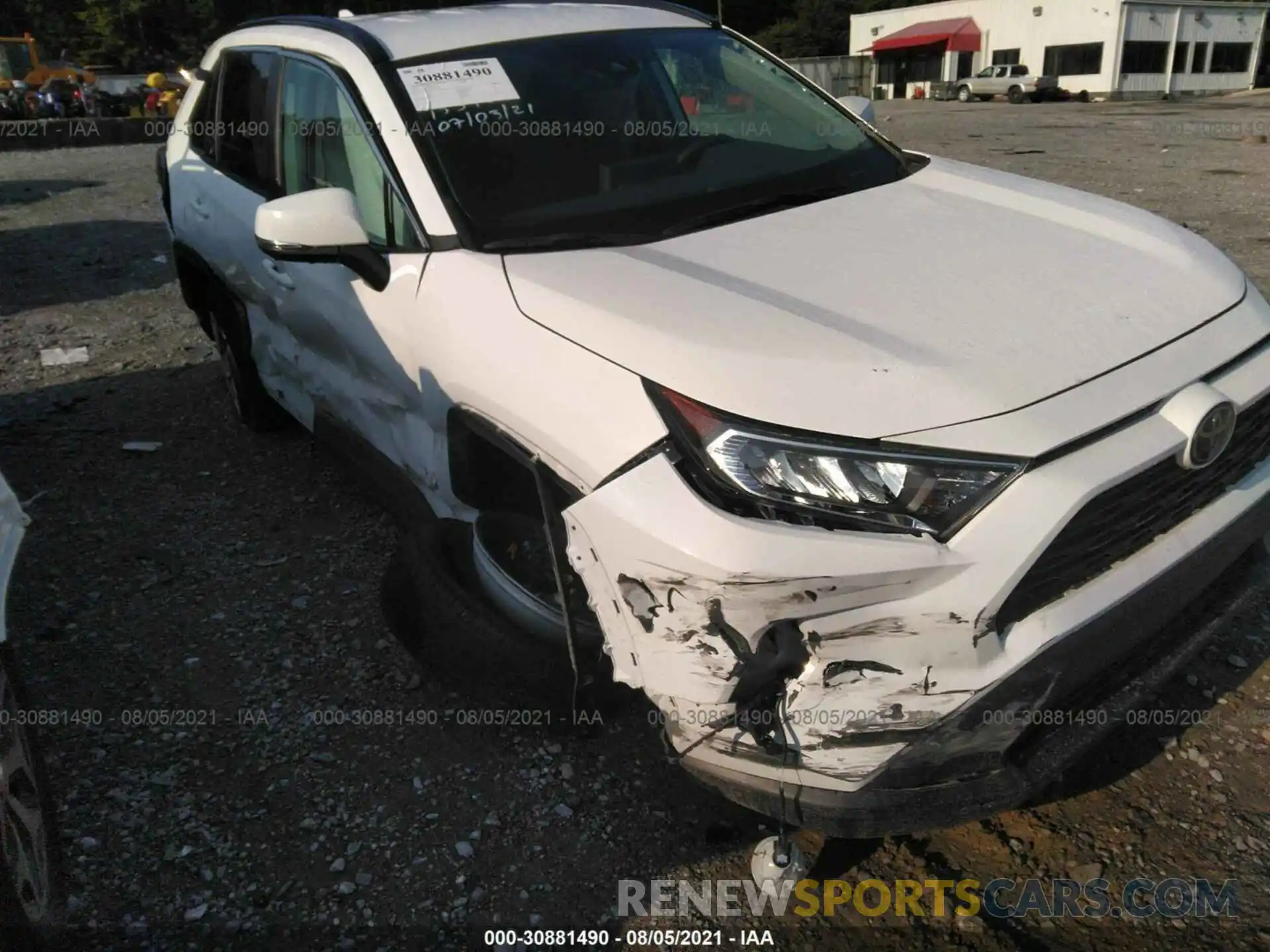 1 Photograph of a damaged car 2T3P1RFV9MW153951 TOYOTA RAV4 2021