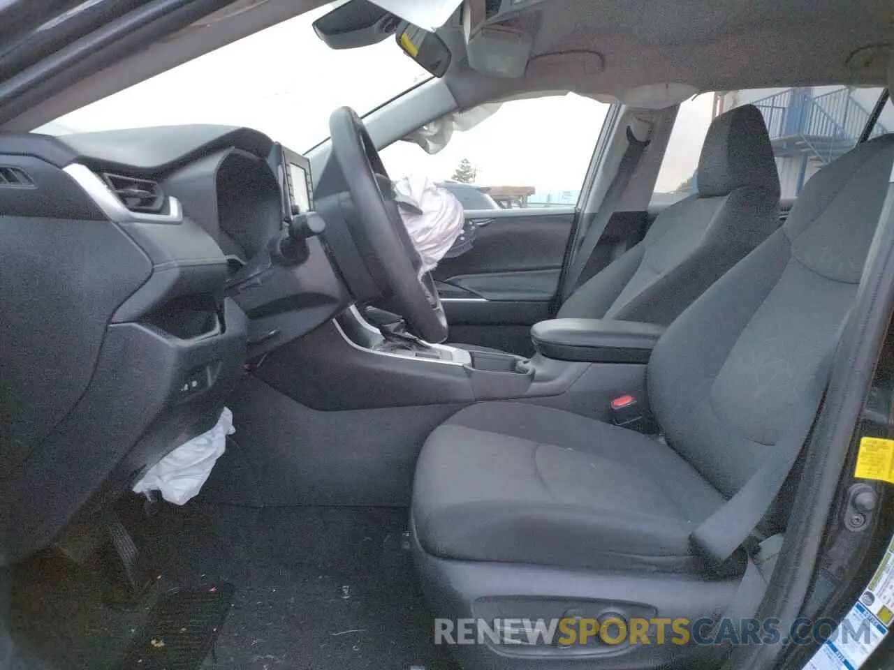 7 Photograph of a damaged car 2T3P1RFV9MW174699 TOYOTA RAV4 2021