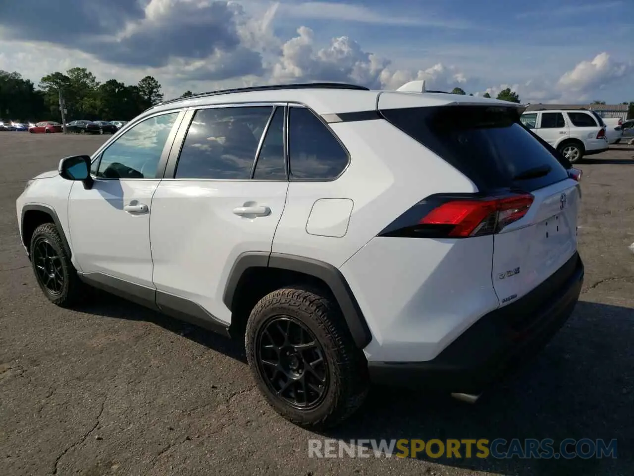 2 Photograph of a damaged car 2T3P1RFV9MW177165 TOYOTA RAV4 2021